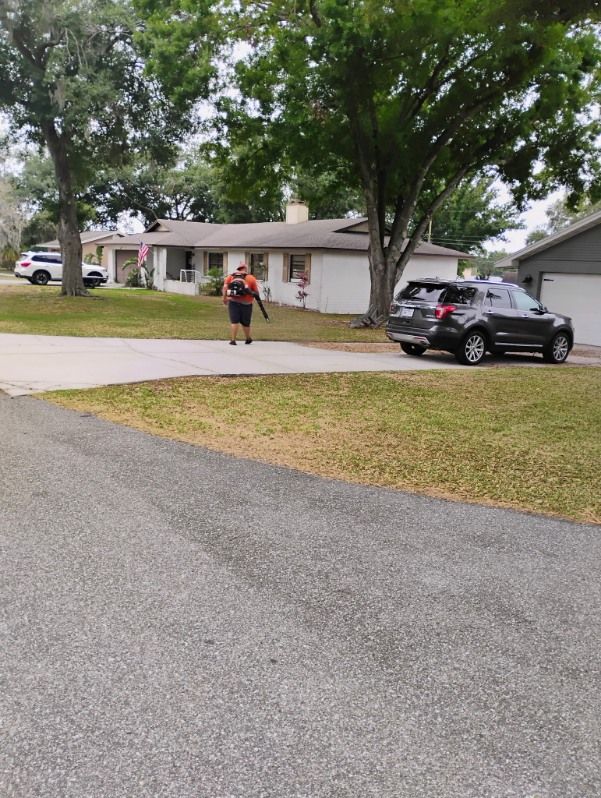  for The 1 Man Show Lawn Service in Lakeland Highlands, FL