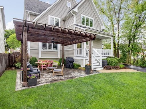  for Lone Wolf Custom Decks in Monument, CO