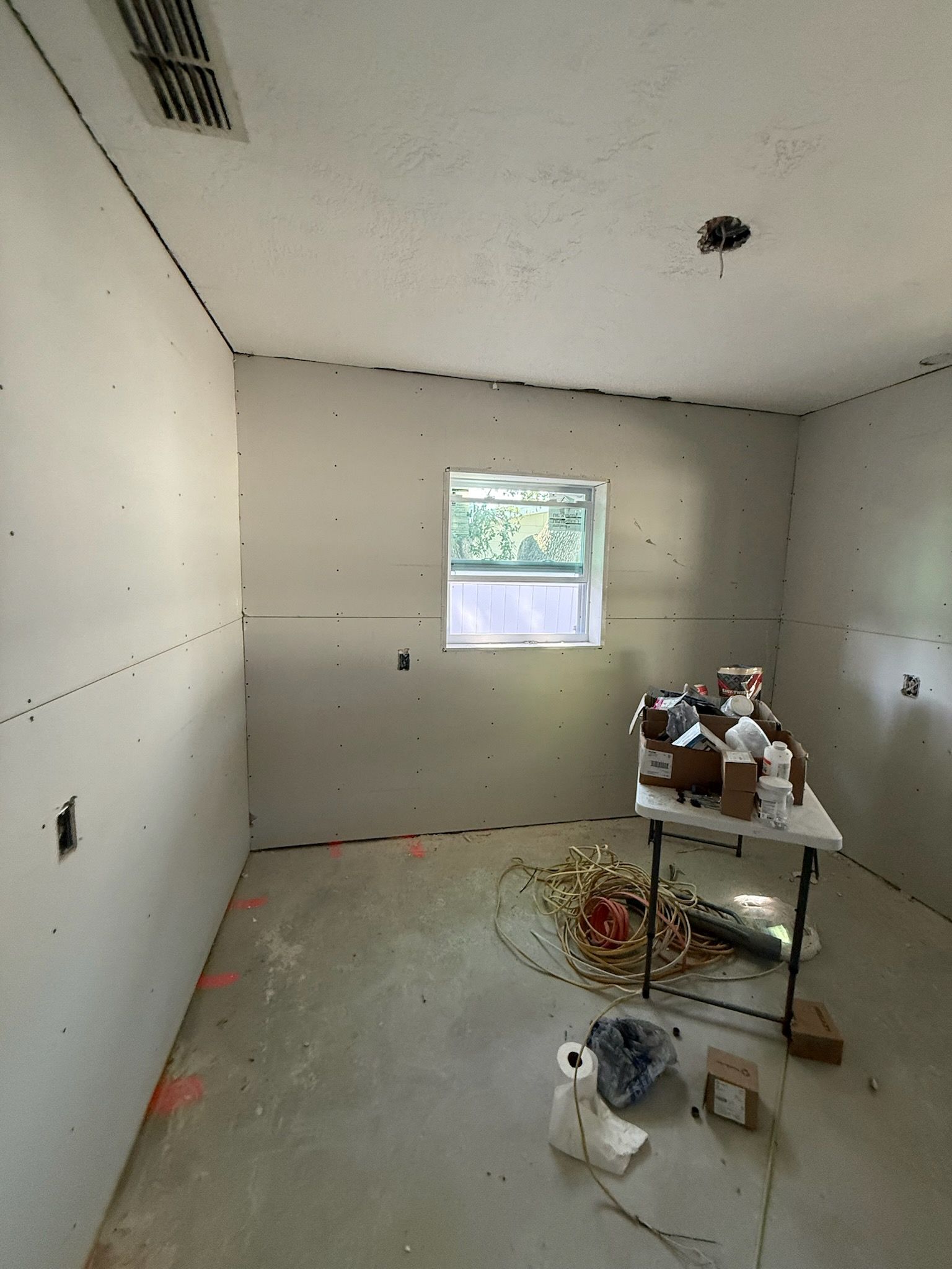  for Escorpio Painting in Tampa, FL