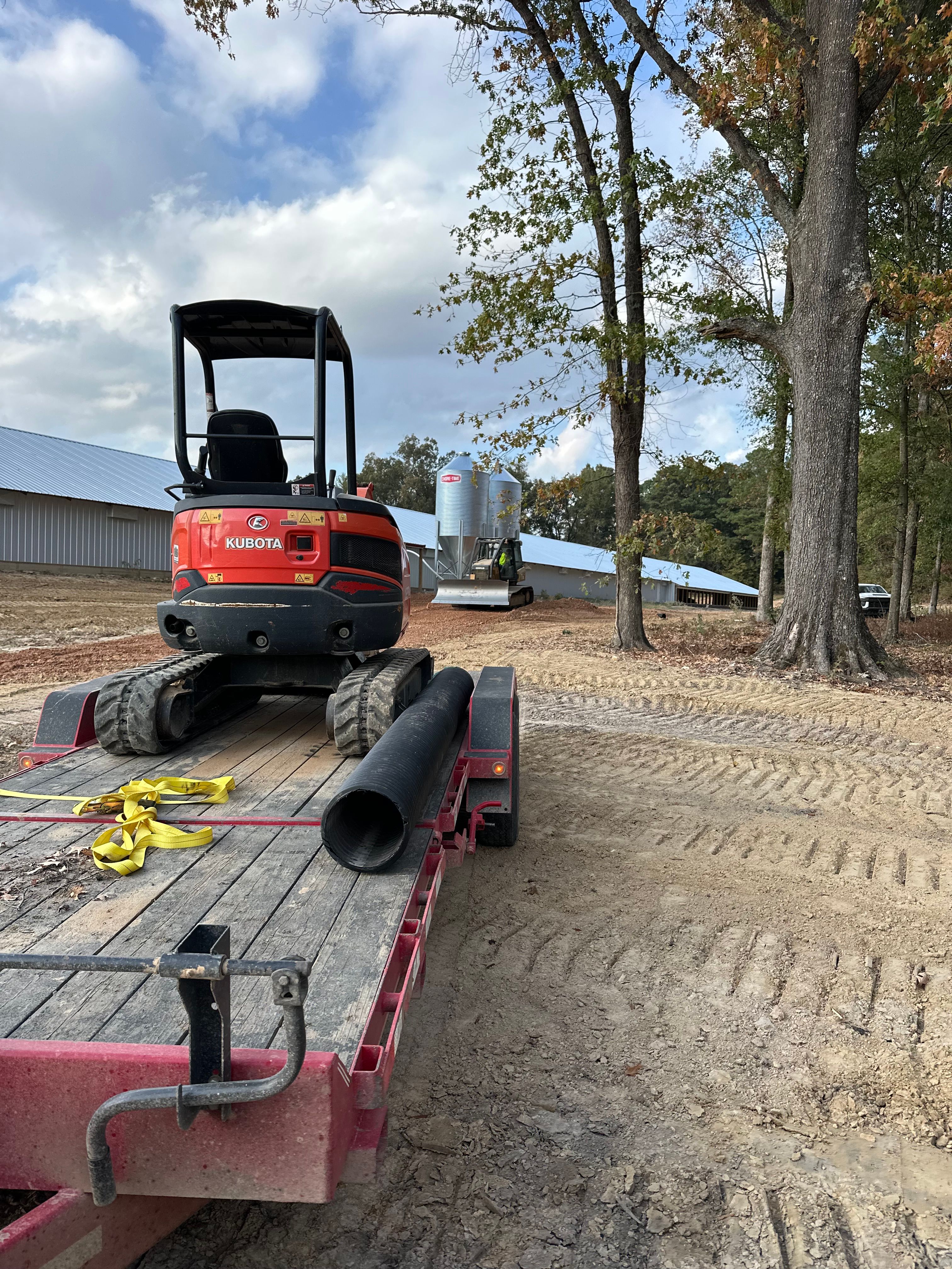 Rental Equipment  for JUSTIN JACQUES LLC DBA DOUBLE J EXCAVATION in Nashville, AR