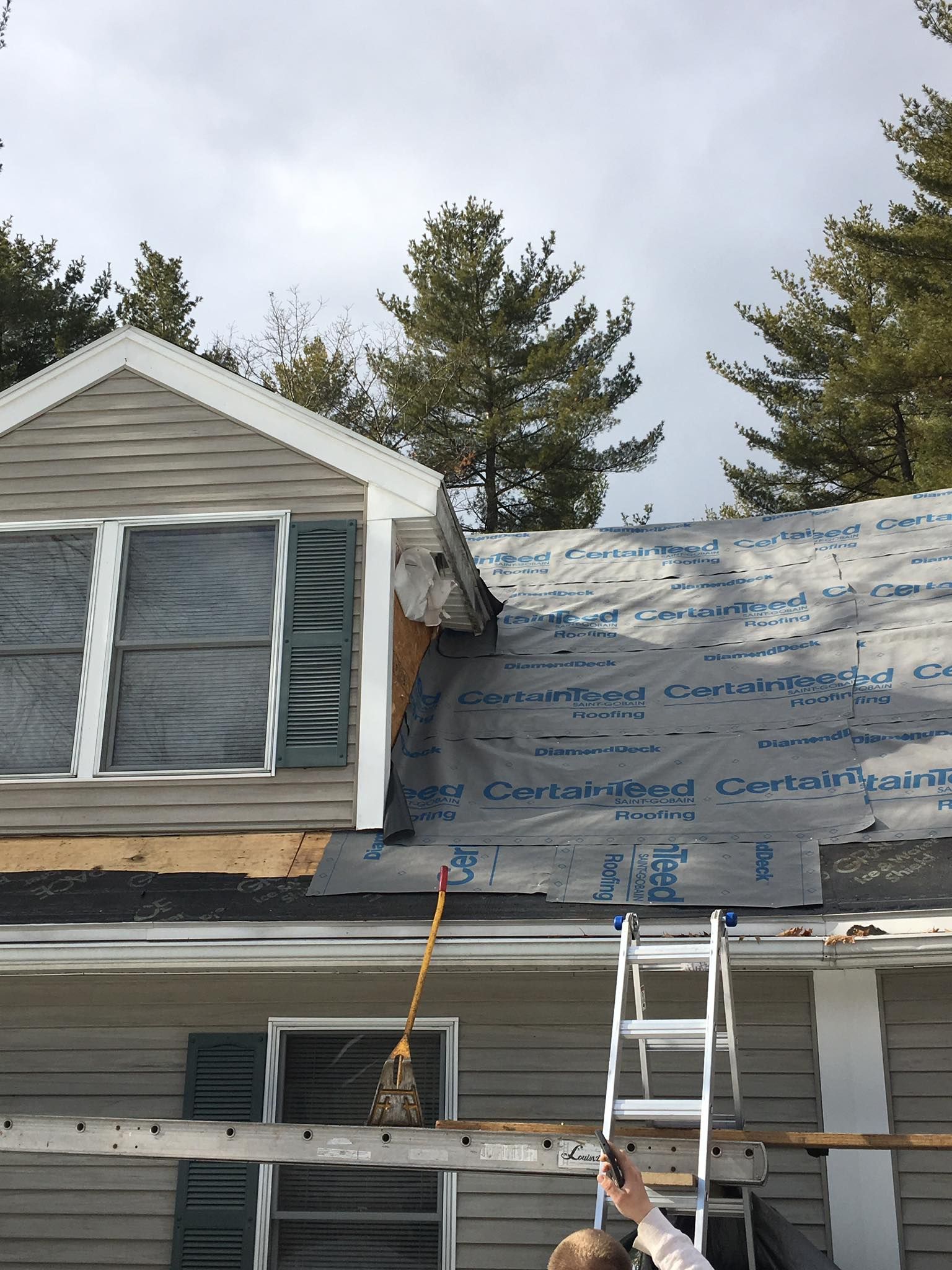 Roofing for Jalbert Contracting LLC in Alton, NH