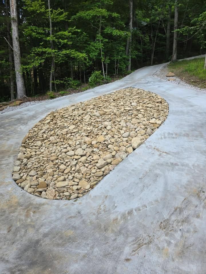  for Williams Lawn and Land in Sharps Chapel, TN