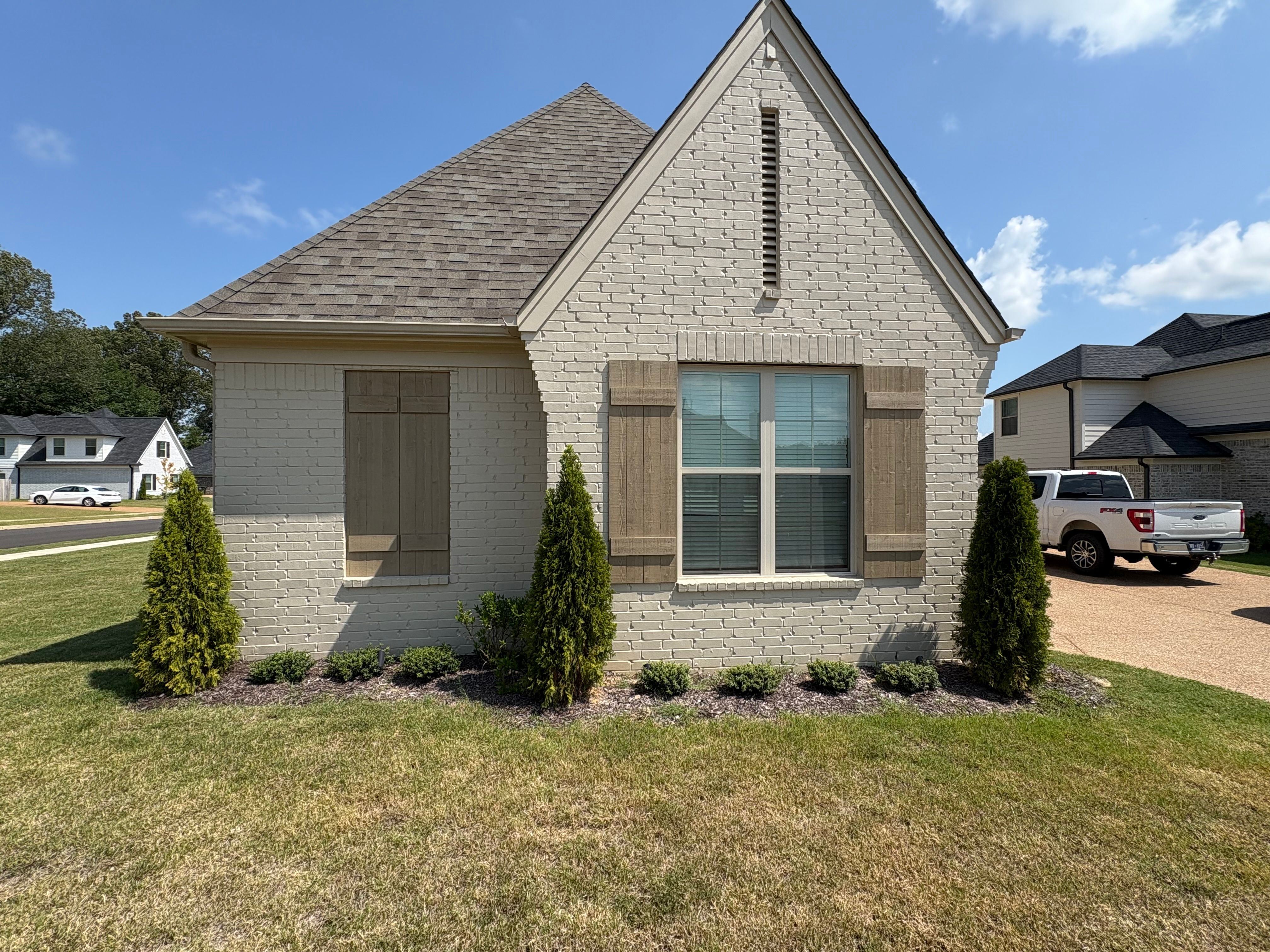  for Spectacular LawnScapes in Olive Branch, MS