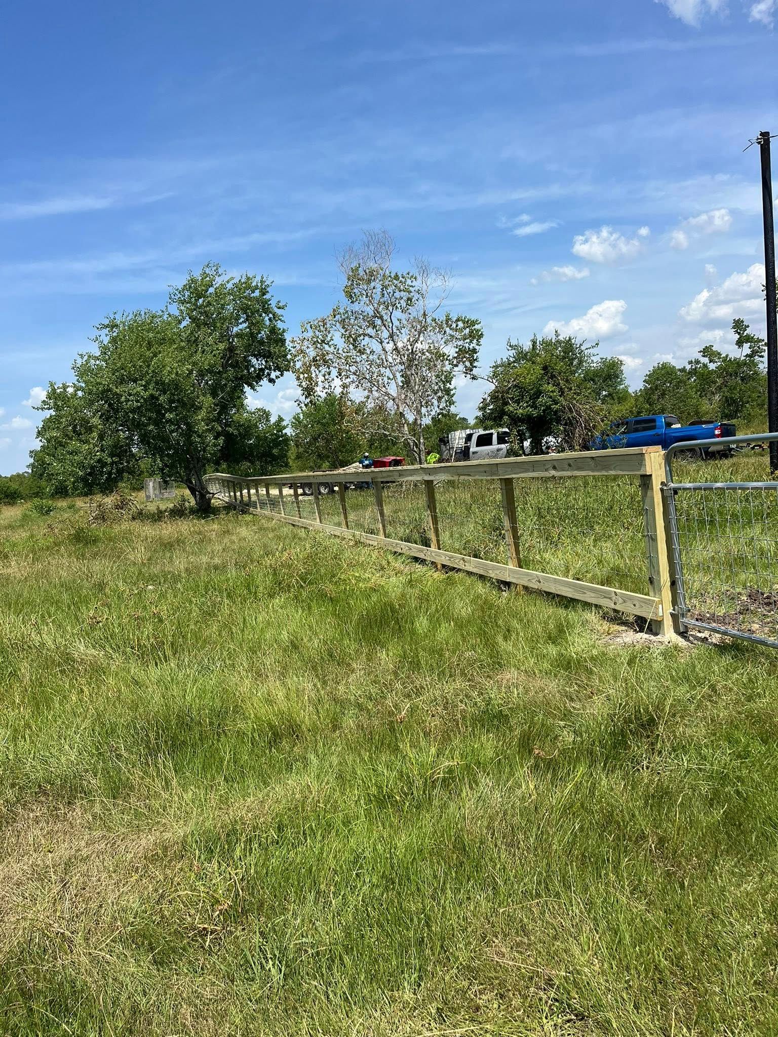  for Aly Fence in Angleton, TX