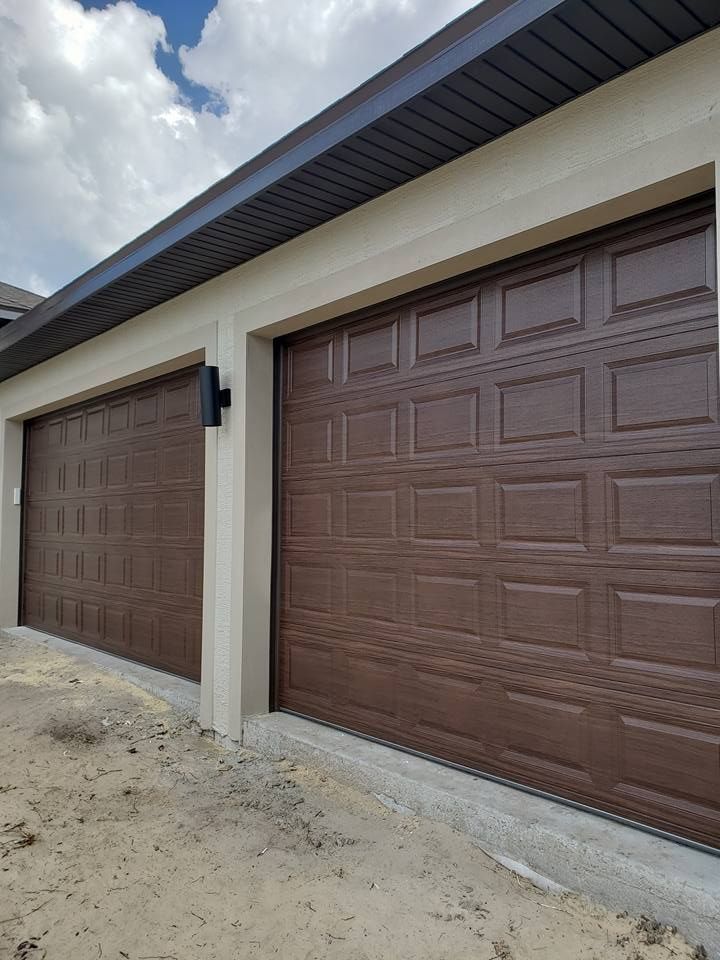 Garage Door Installation for Advantage Garage Doors, LLC in De Leon Springs, FL