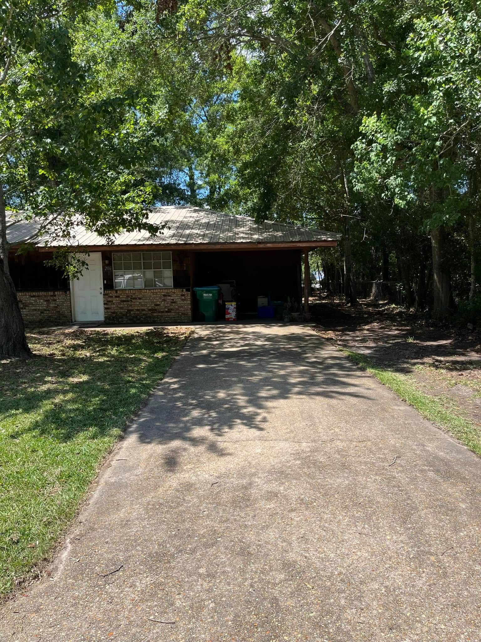  for Landscaping Pros in Hurley, MS