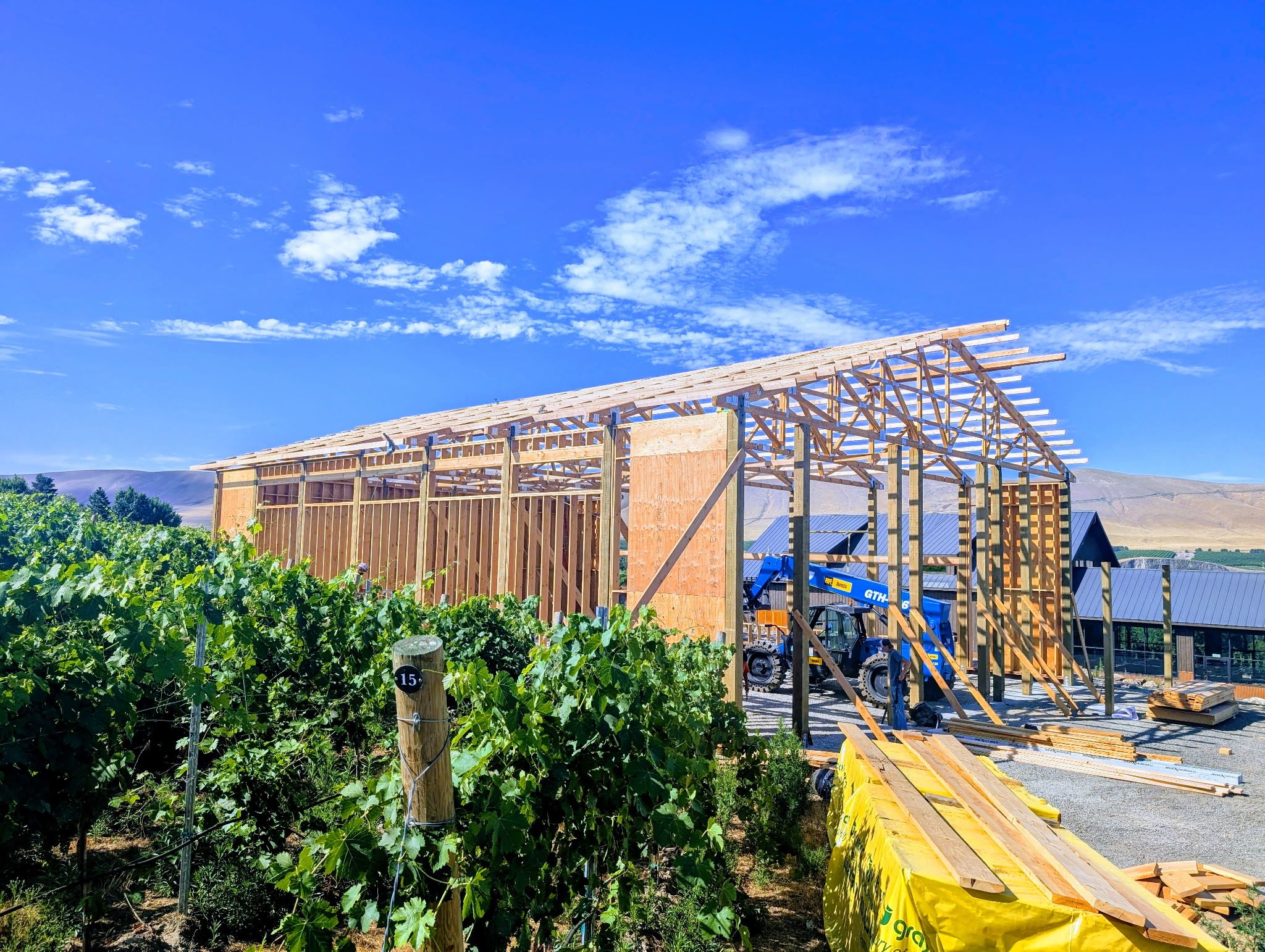  for Osborn Construction & Design in Grandview, WA