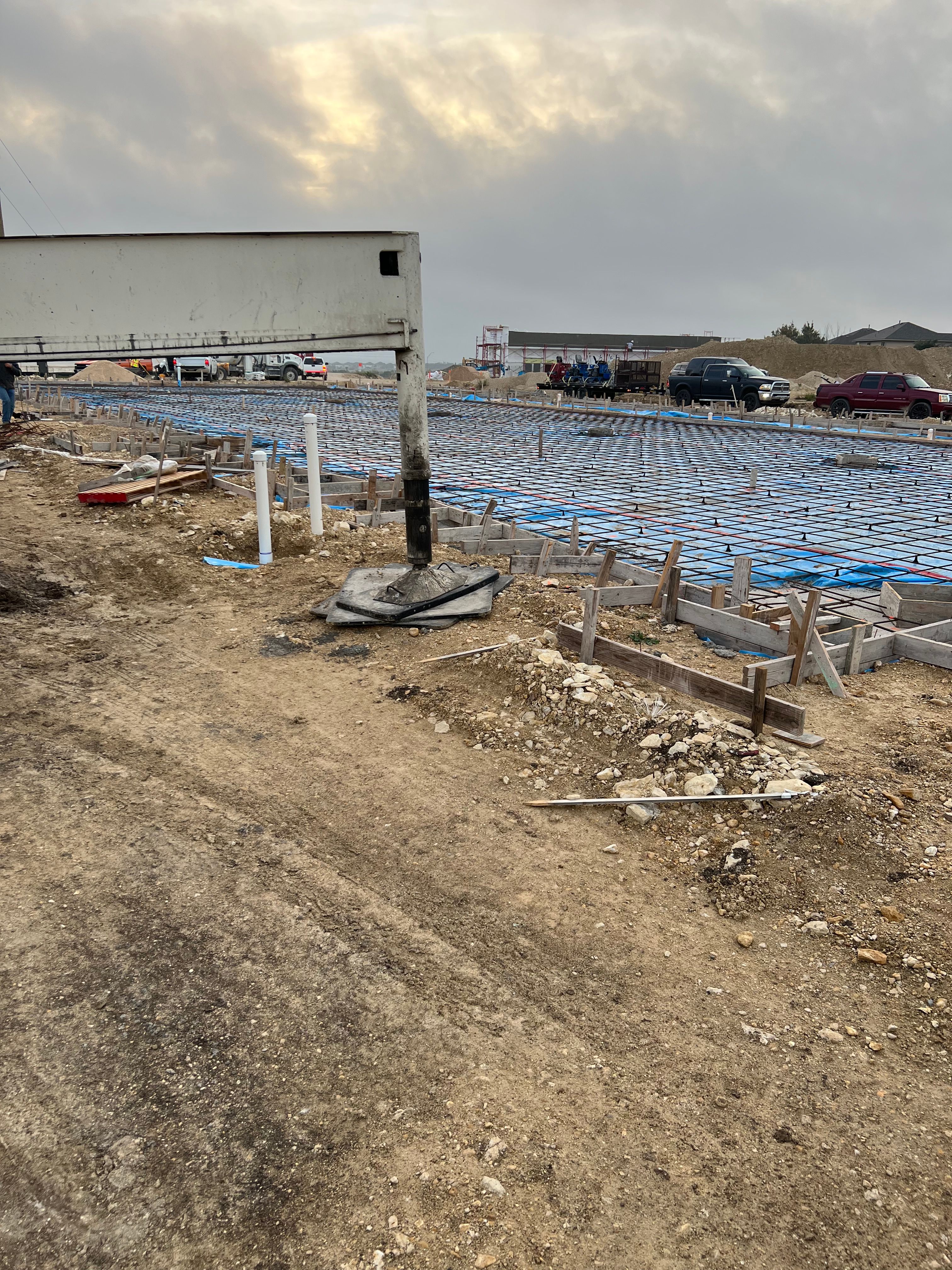  for Leo's Concrete Crew in Elgin, TX