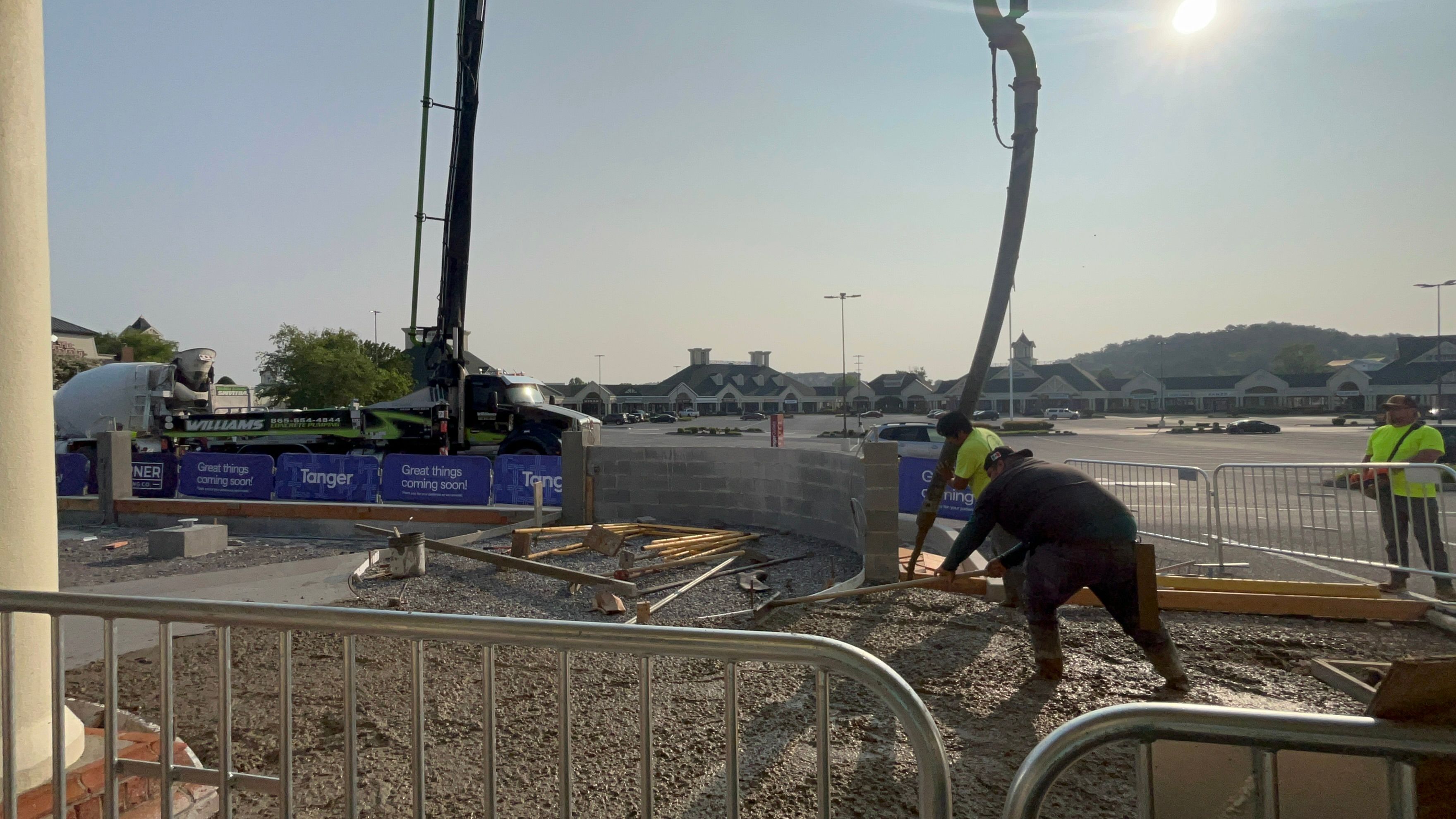  for Williams Concrete Pumping in Knoxville, Tennessee