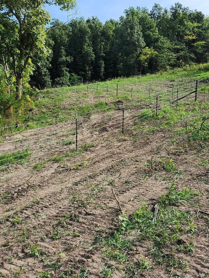  for HWY 2&65 Fabrication & Fencing in Humeston, IA