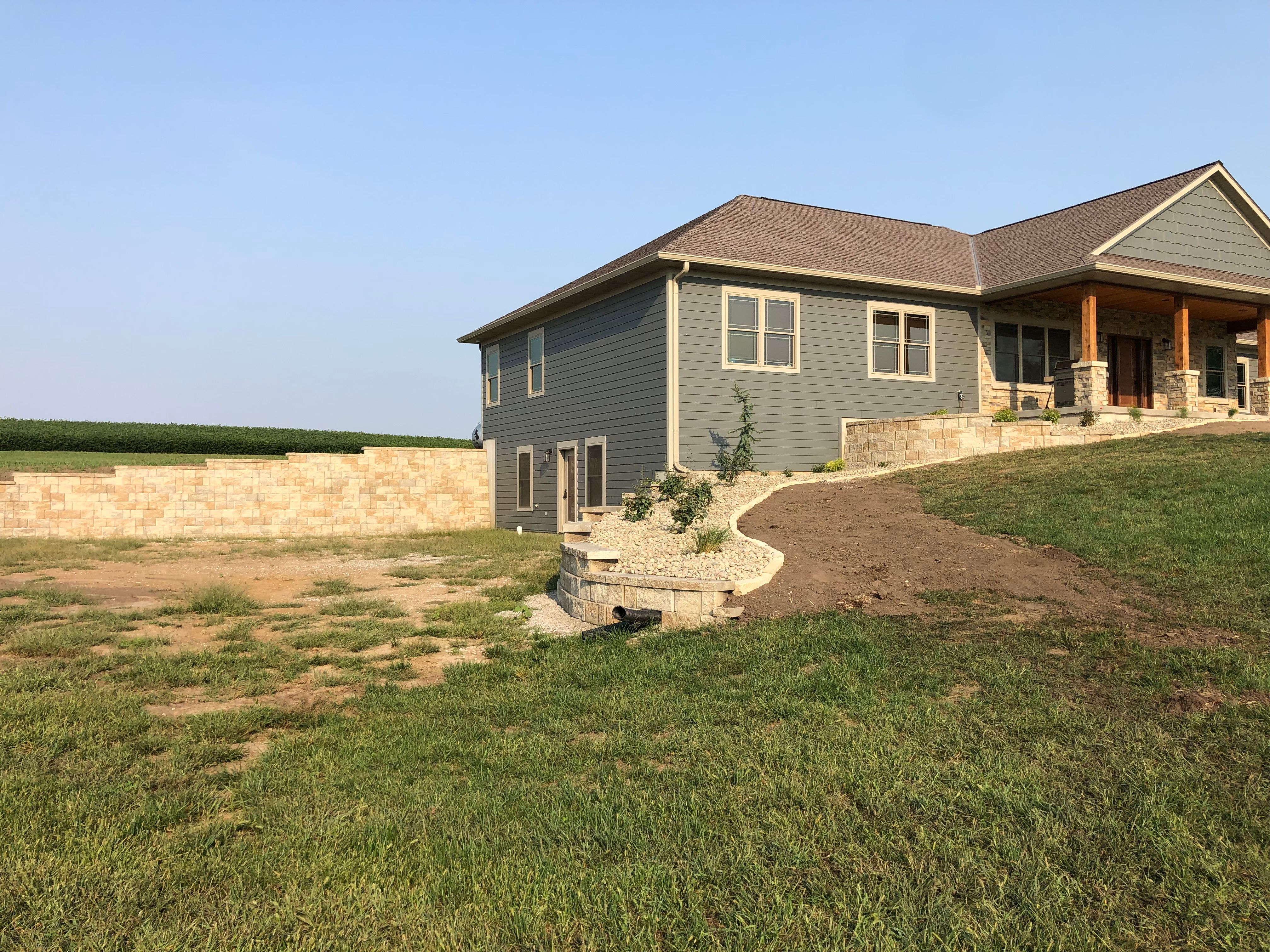  for Thomas' Lawn Care in Maryville, MO