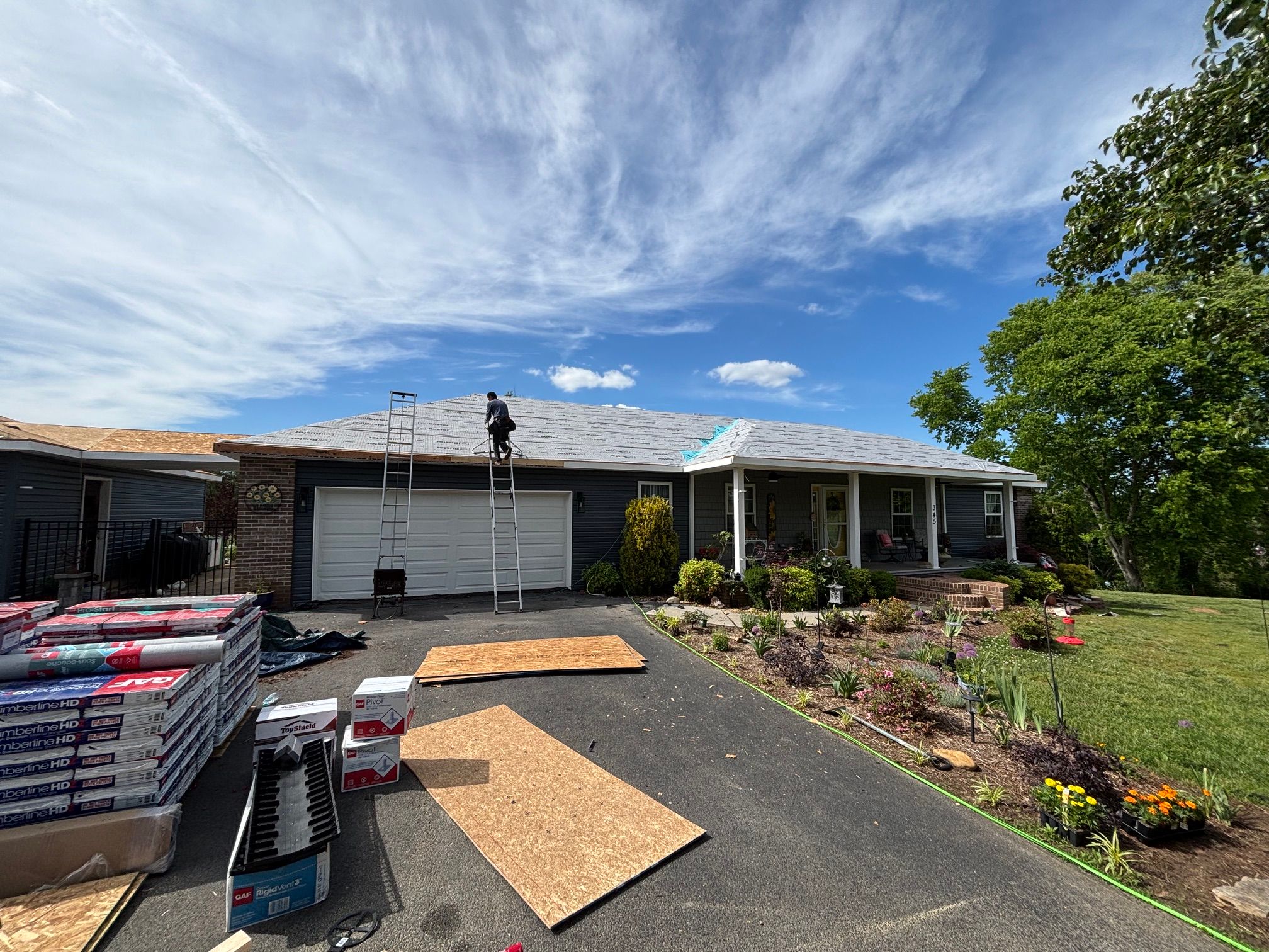  for Rock Star Roofing LLC  in Dandridge,  TN
