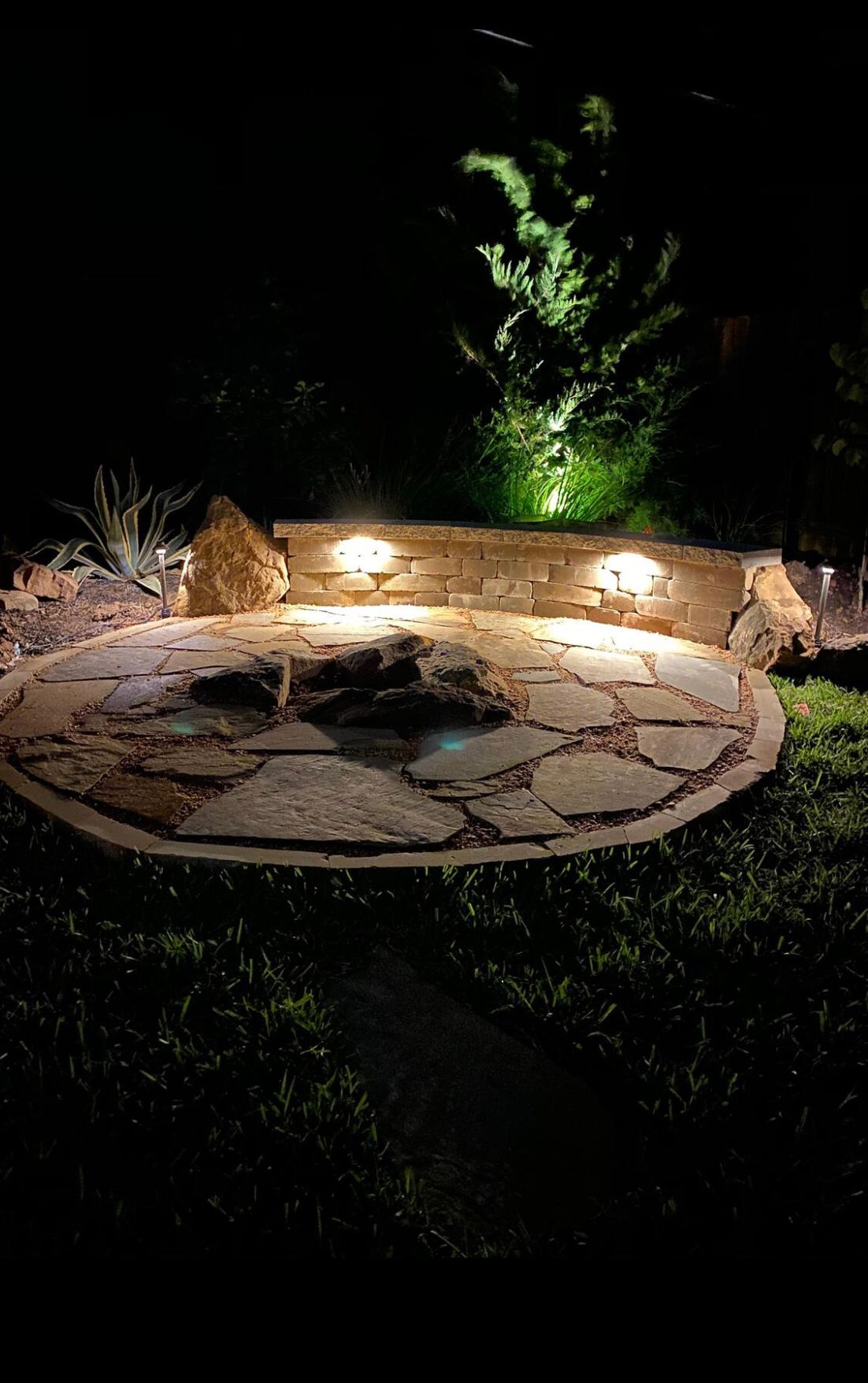 Outdoor Features for Atlas Land Design in Creekside Park, TX