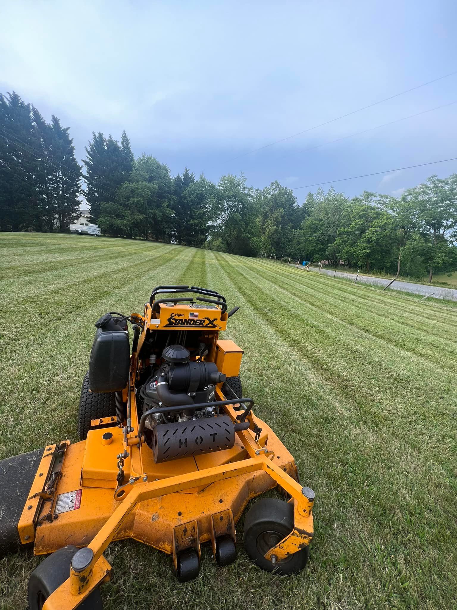 All Photos for SkyLimit LawnCare in Asheville, NC