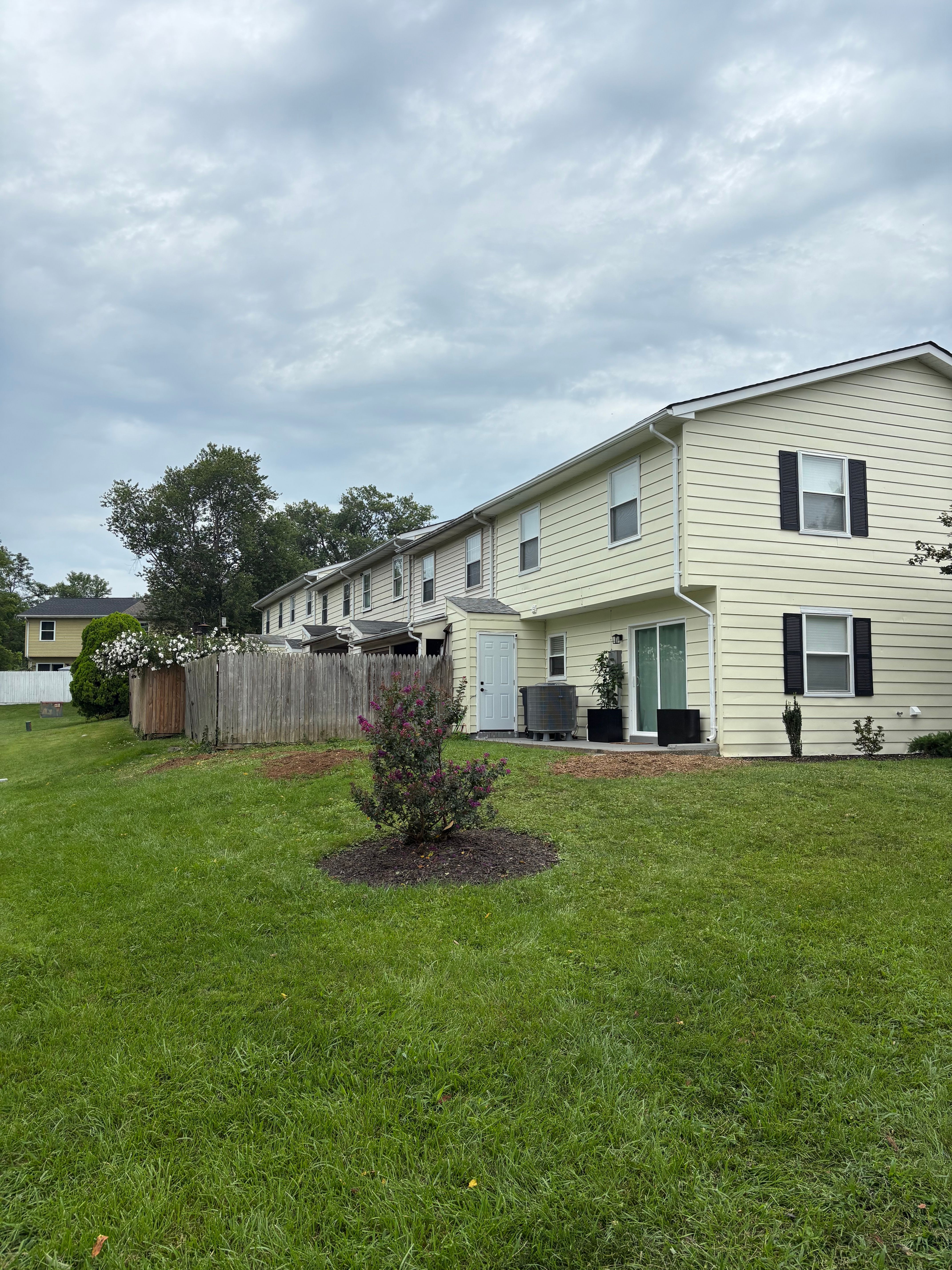  for Mountainside Property Services LLC in Warrenton, VA