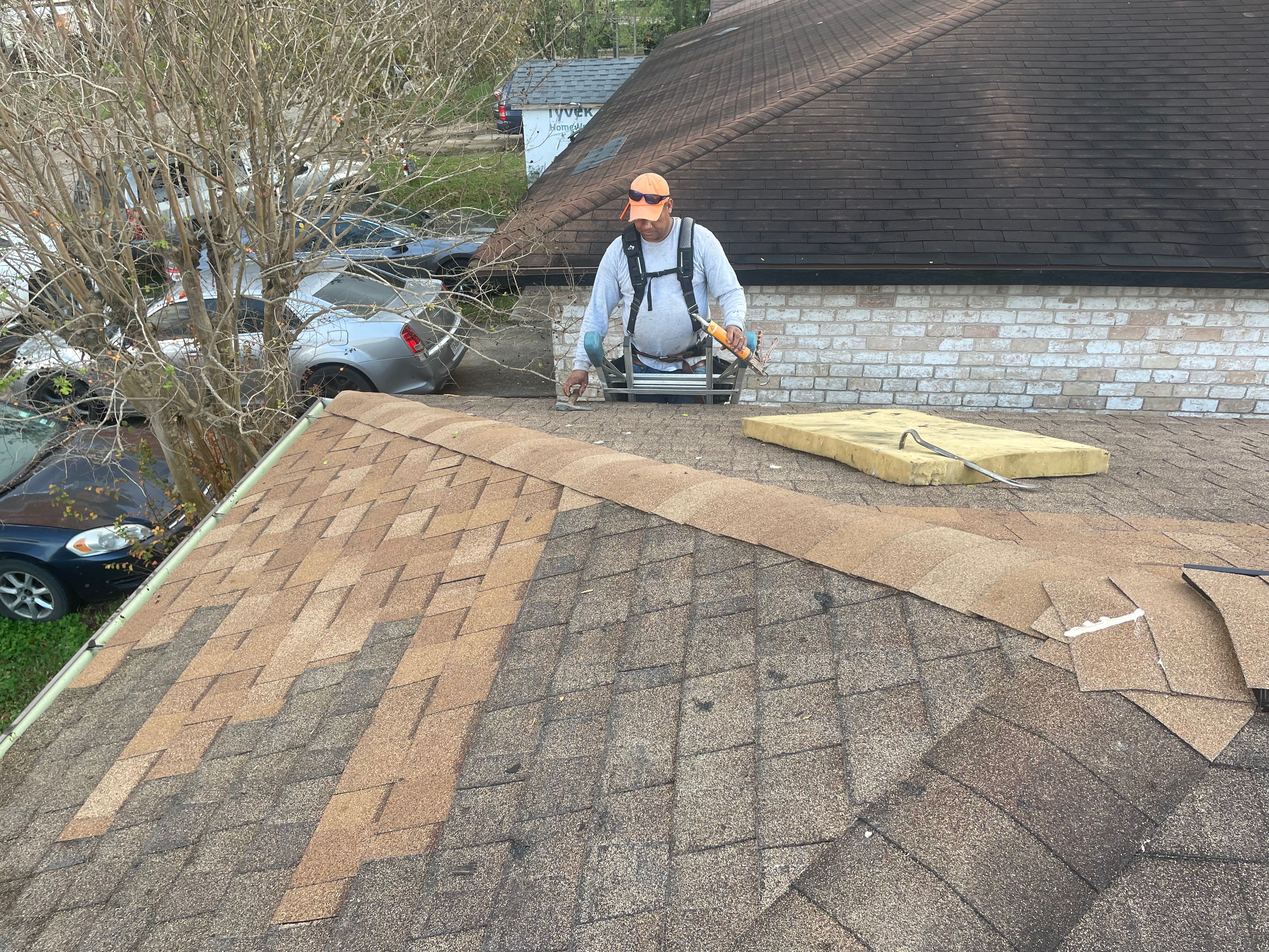  for E & E Roofing & Exteriors LLC in Baytown, TX