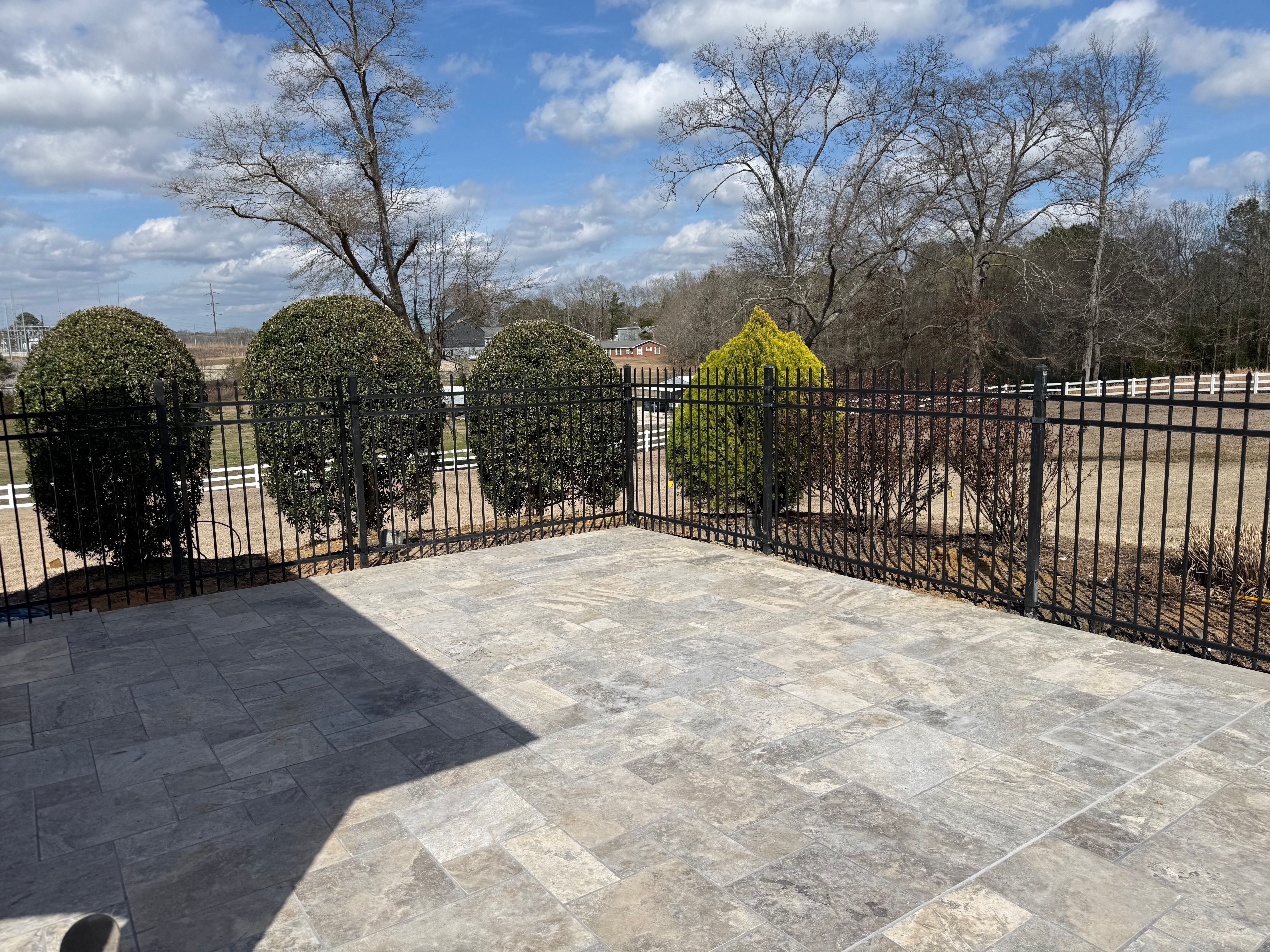  for Pennington Fence Co in Tupelo, MS