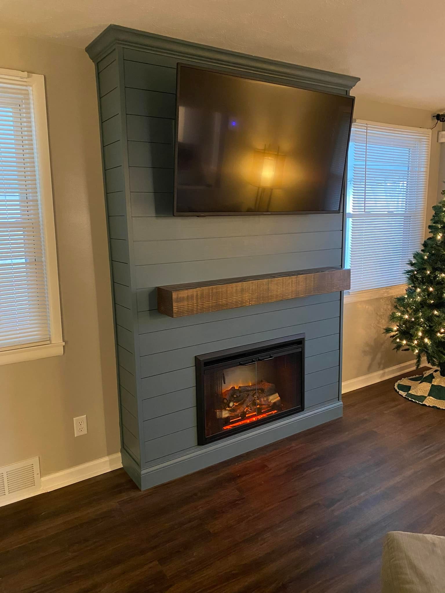 for Full Circle Design in Louisville, OH