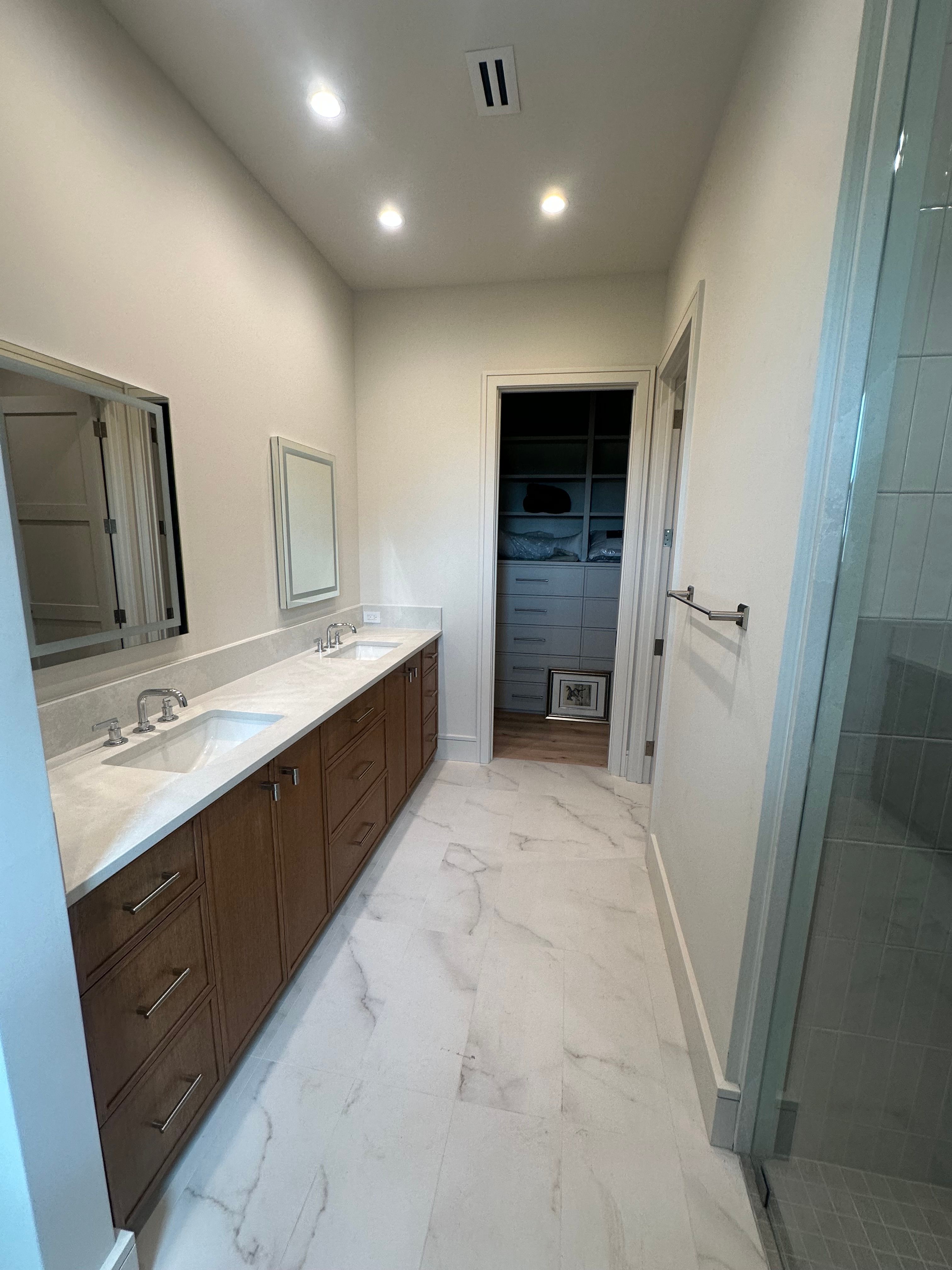  for MJ’s Painting & Remodeling LLC in Irving, TX