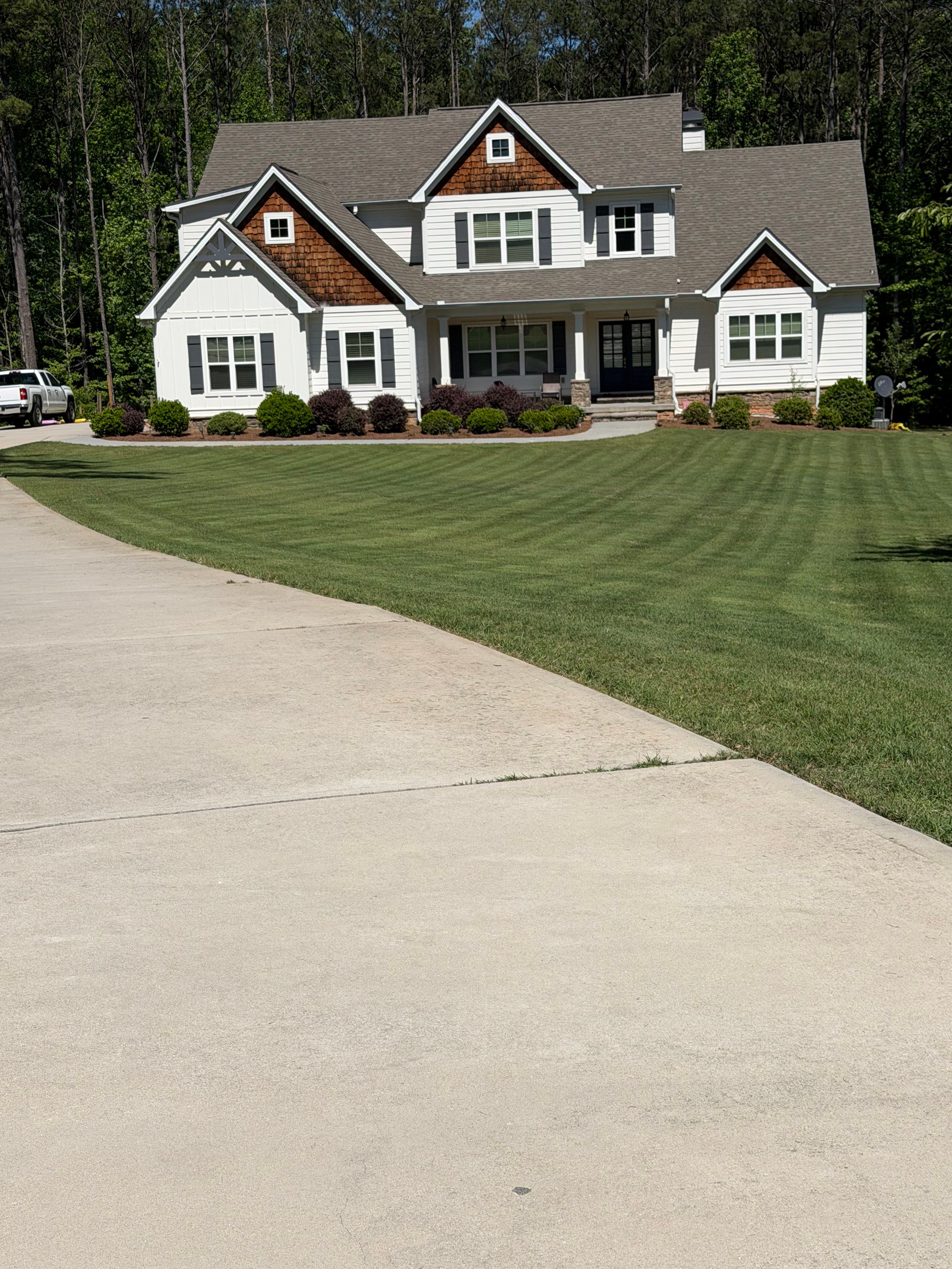 All Photos for Fantastic Lawn Care LLC in Fayetteville, GA