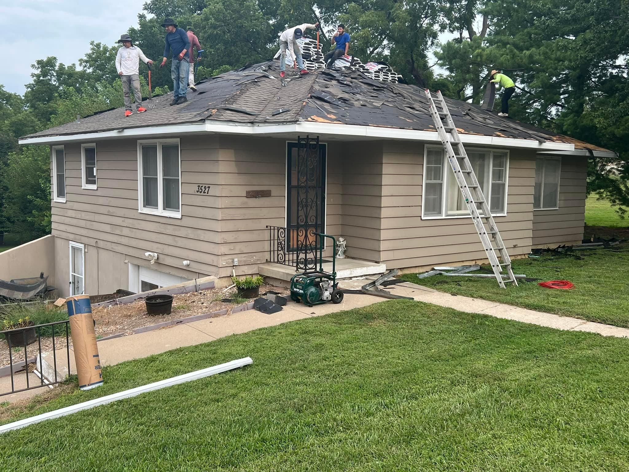  for Full Roof  in Saint Joseph, MO