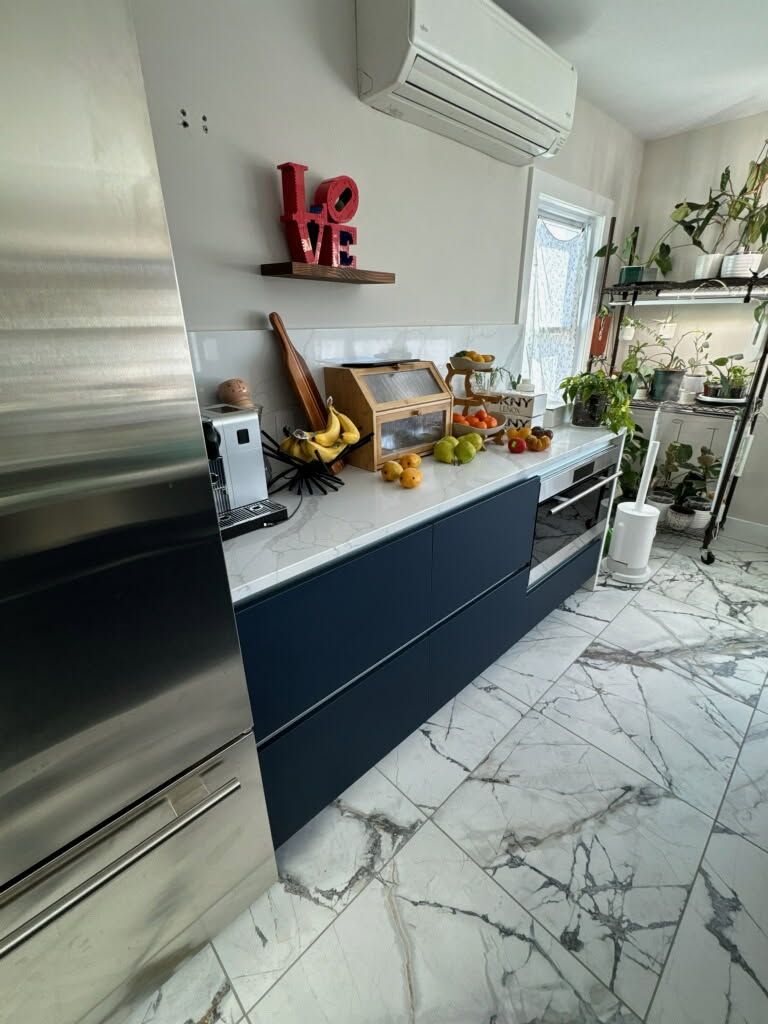  for Cutting Edge Kitchen Cabinets LLC  in Hollis, NY