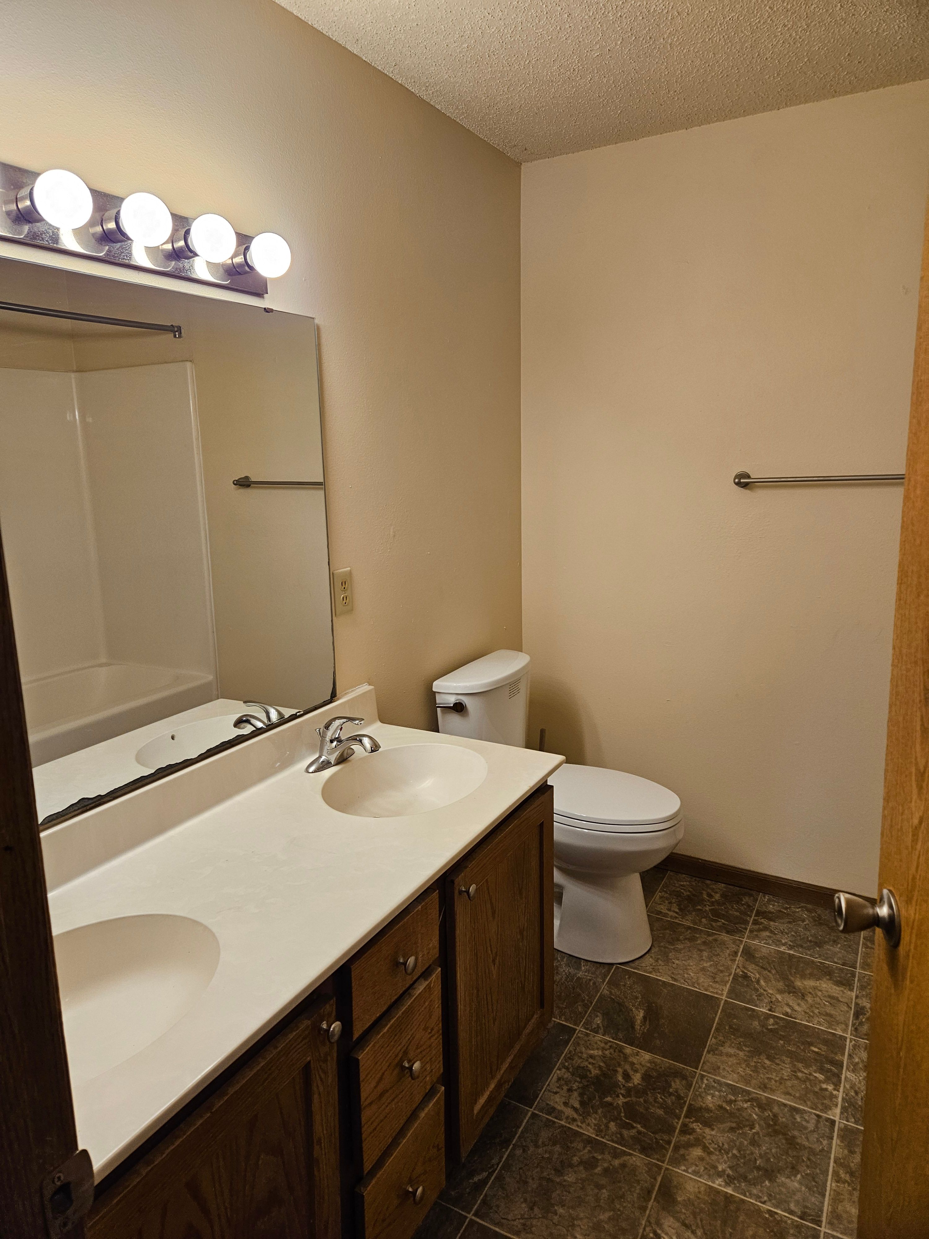  for Loving 217 Homes in Chatham, IL