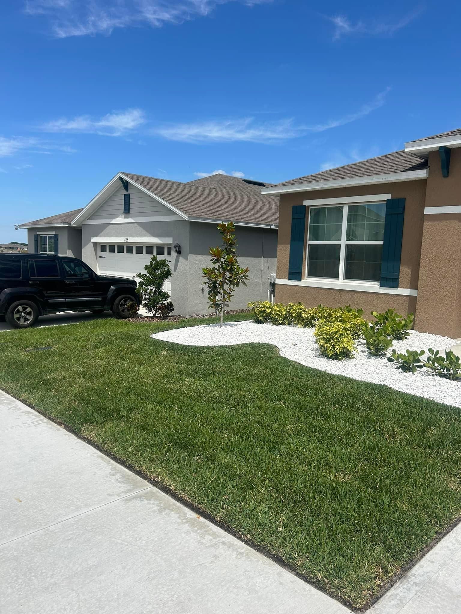 All Photos for Estrada All Pro Lawn Service in Auburndale, Florida