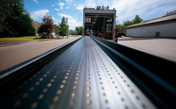 Pressure Washing for Signature Property Care Inc. in Greater Sudbury, ON
