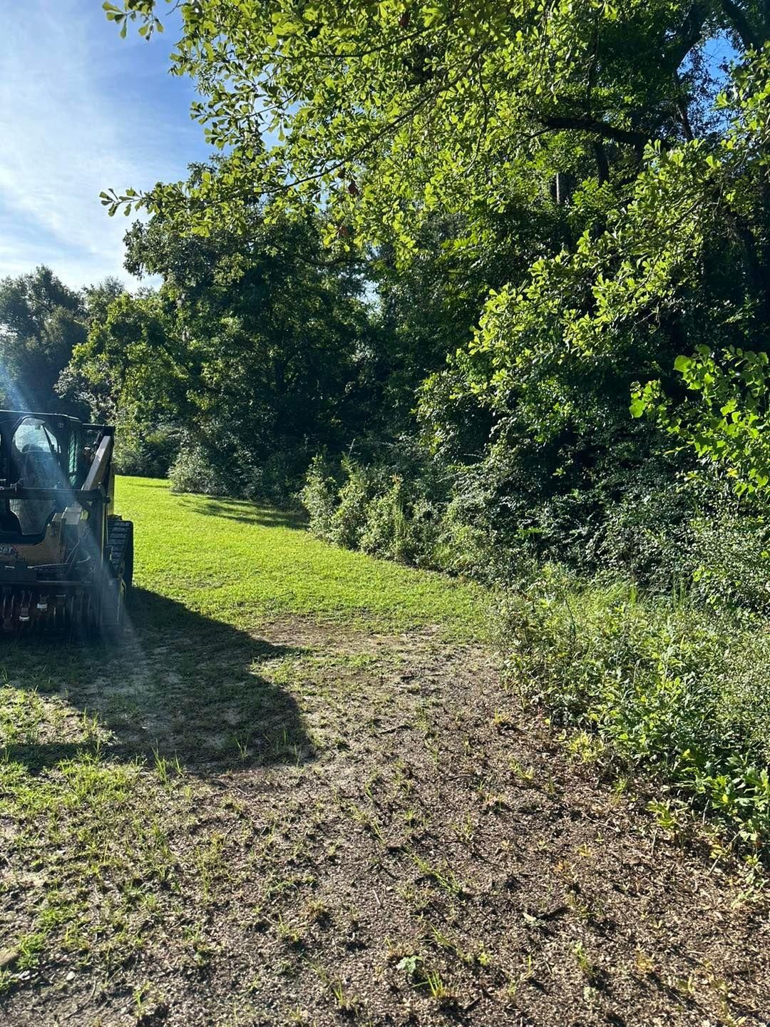  for White’s Land Maintenance in Milton,, FL