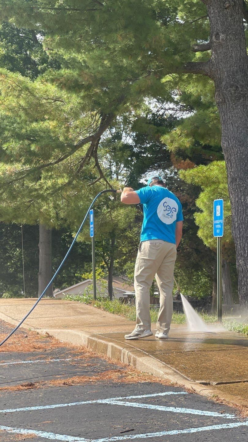  for See2it Clean in St Louis, MO