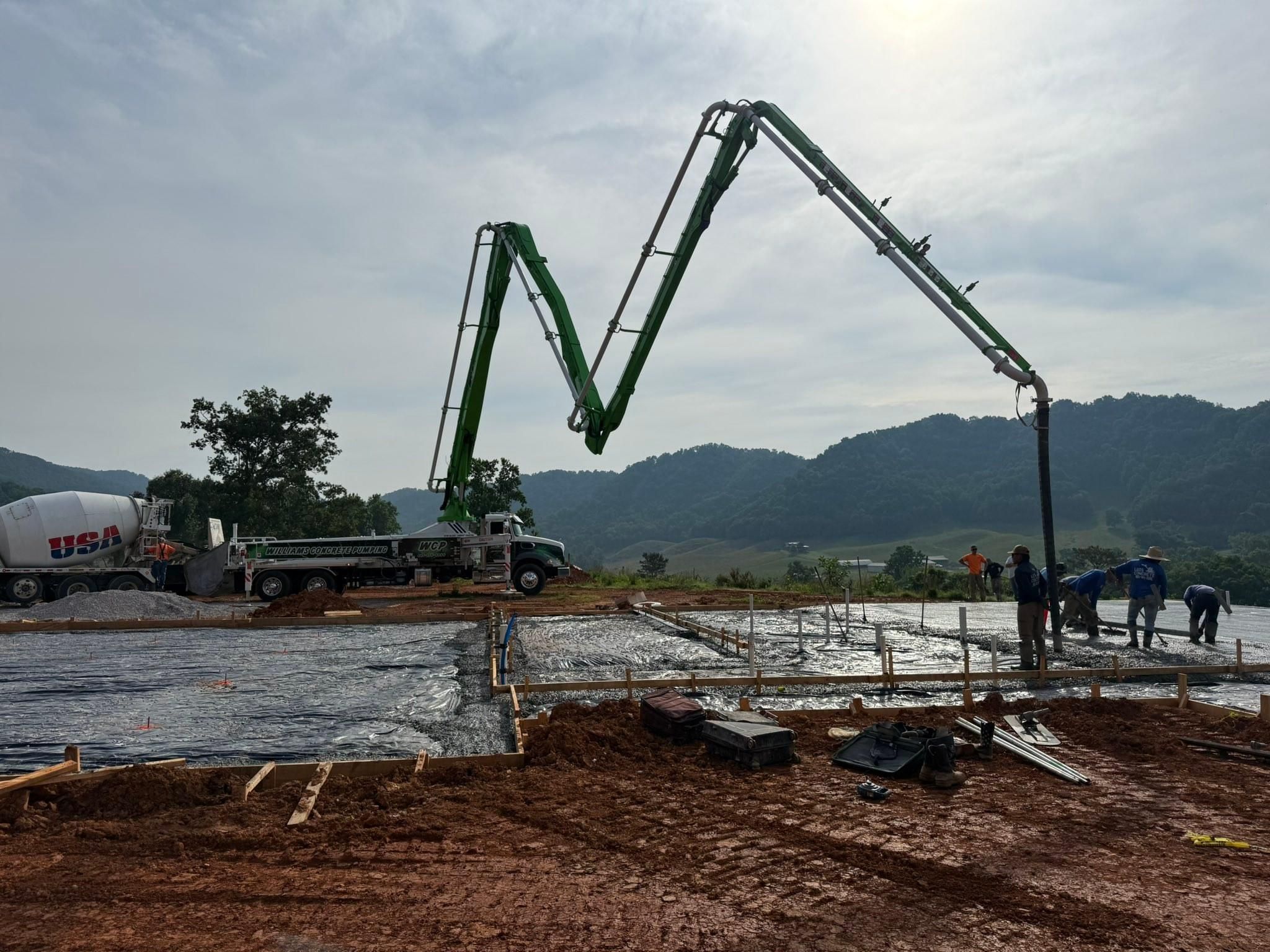  for Williams Concrete Pumping in Knoxville, Tennessee