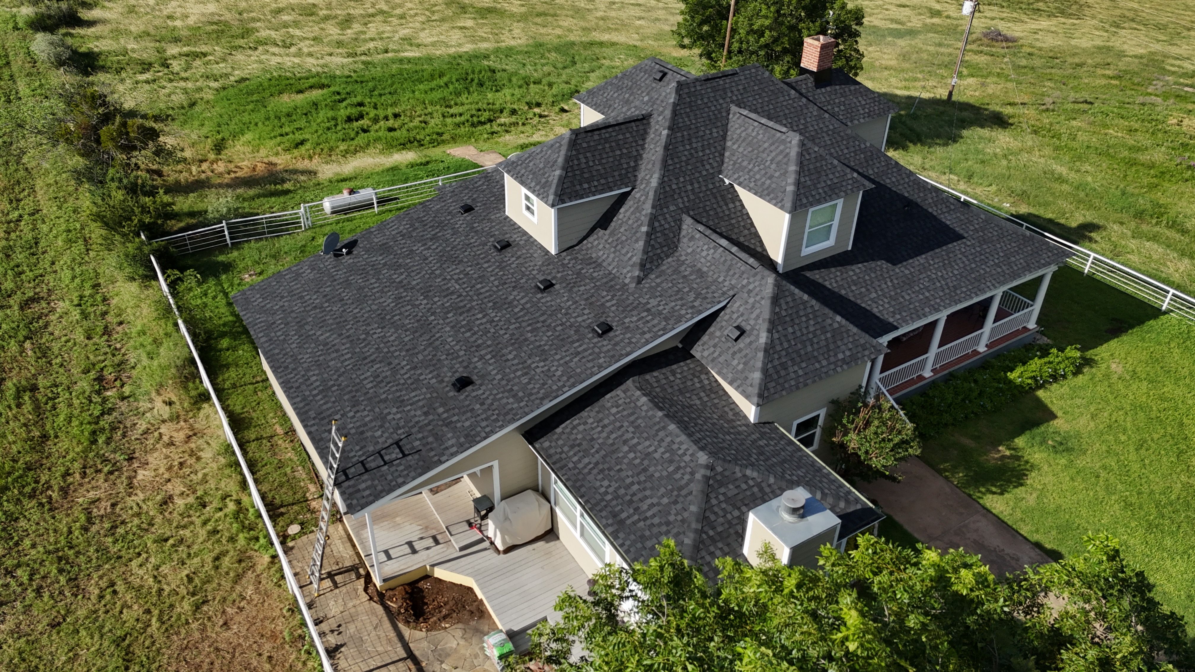 All Photos for Barcenas Roofing & Remodeling in San Saba, TX