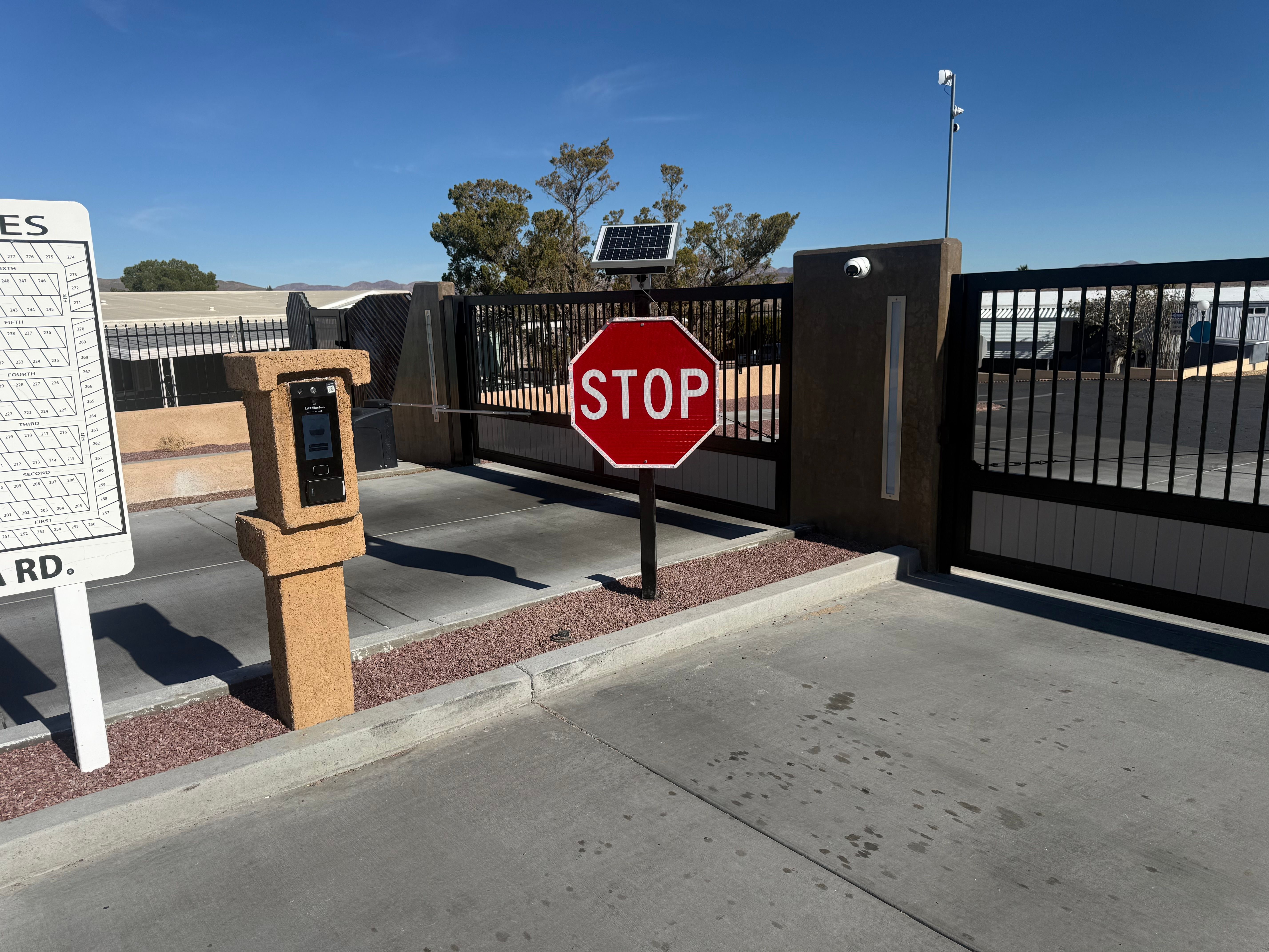 for Ellis Fence CO in Barstow, CA