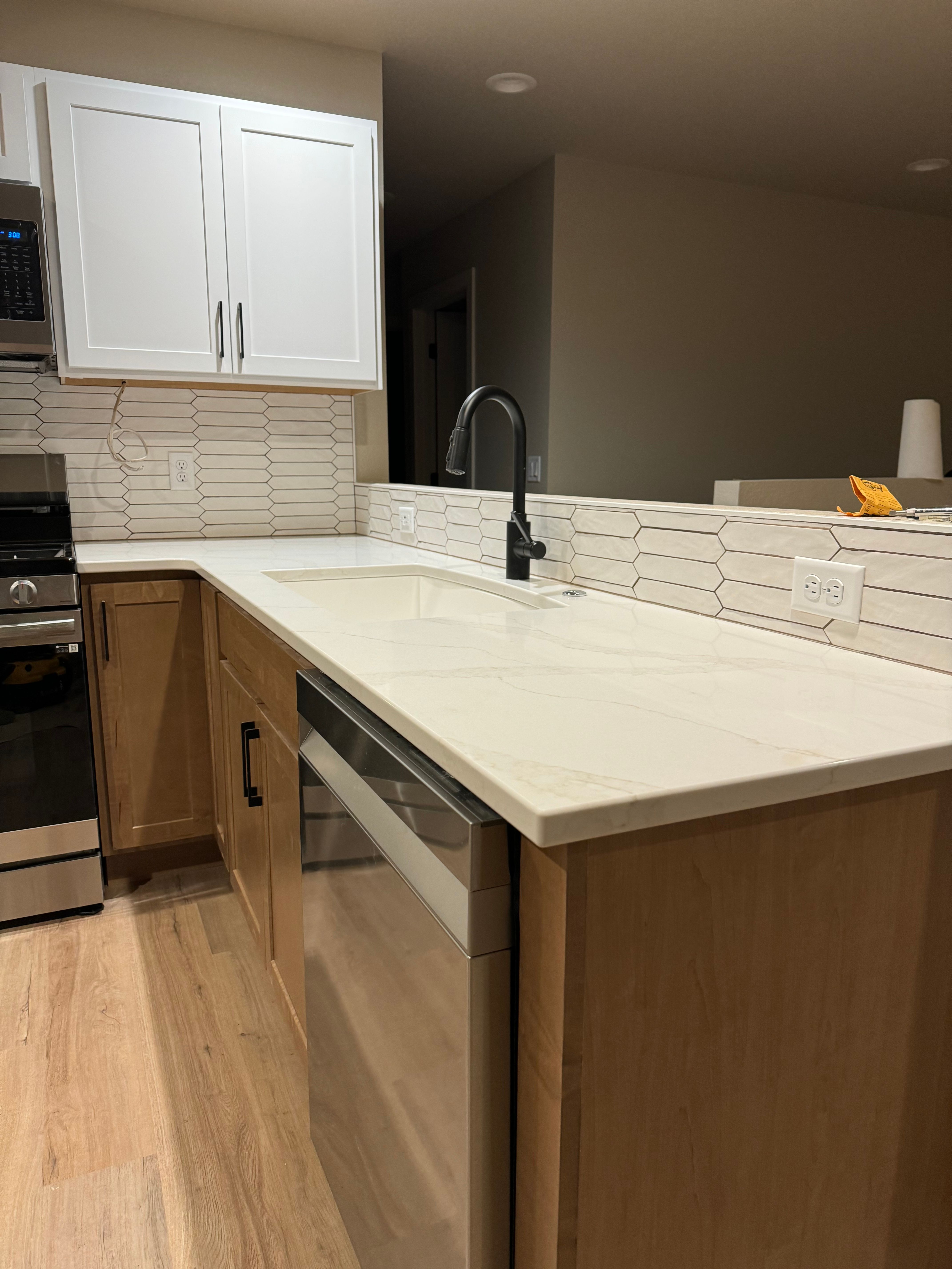  for Dakota Tile & Stone in Belle Fourche, SD