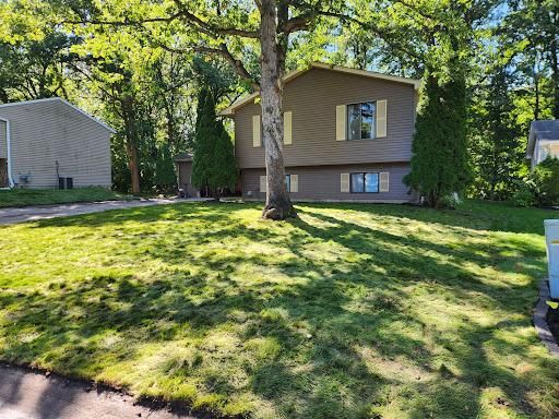  for K & I Lawn Care Service  in Eden Prarie, MN