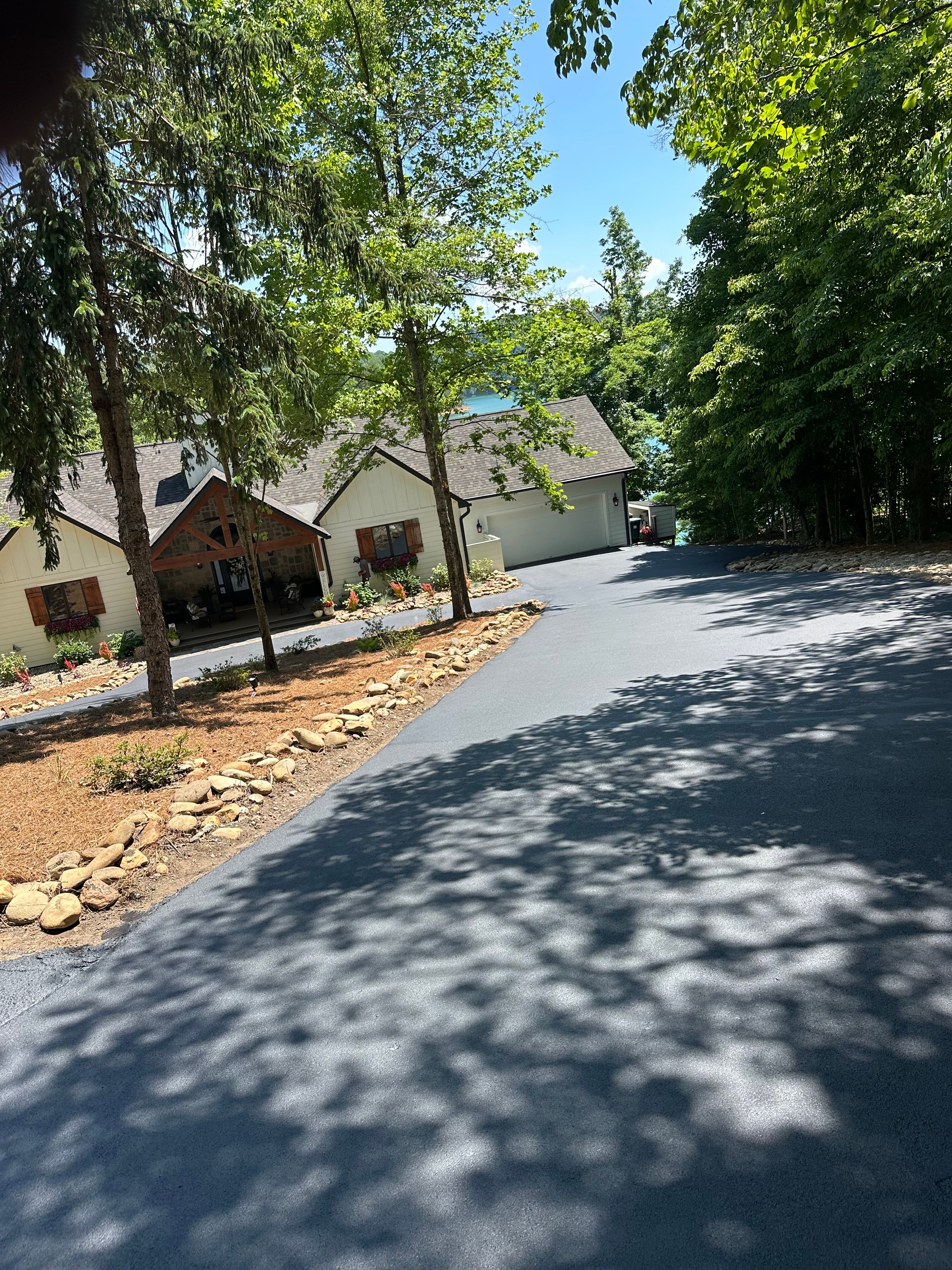  for Metzler Paving and Sealcoating LLC in Jacksboro, TN