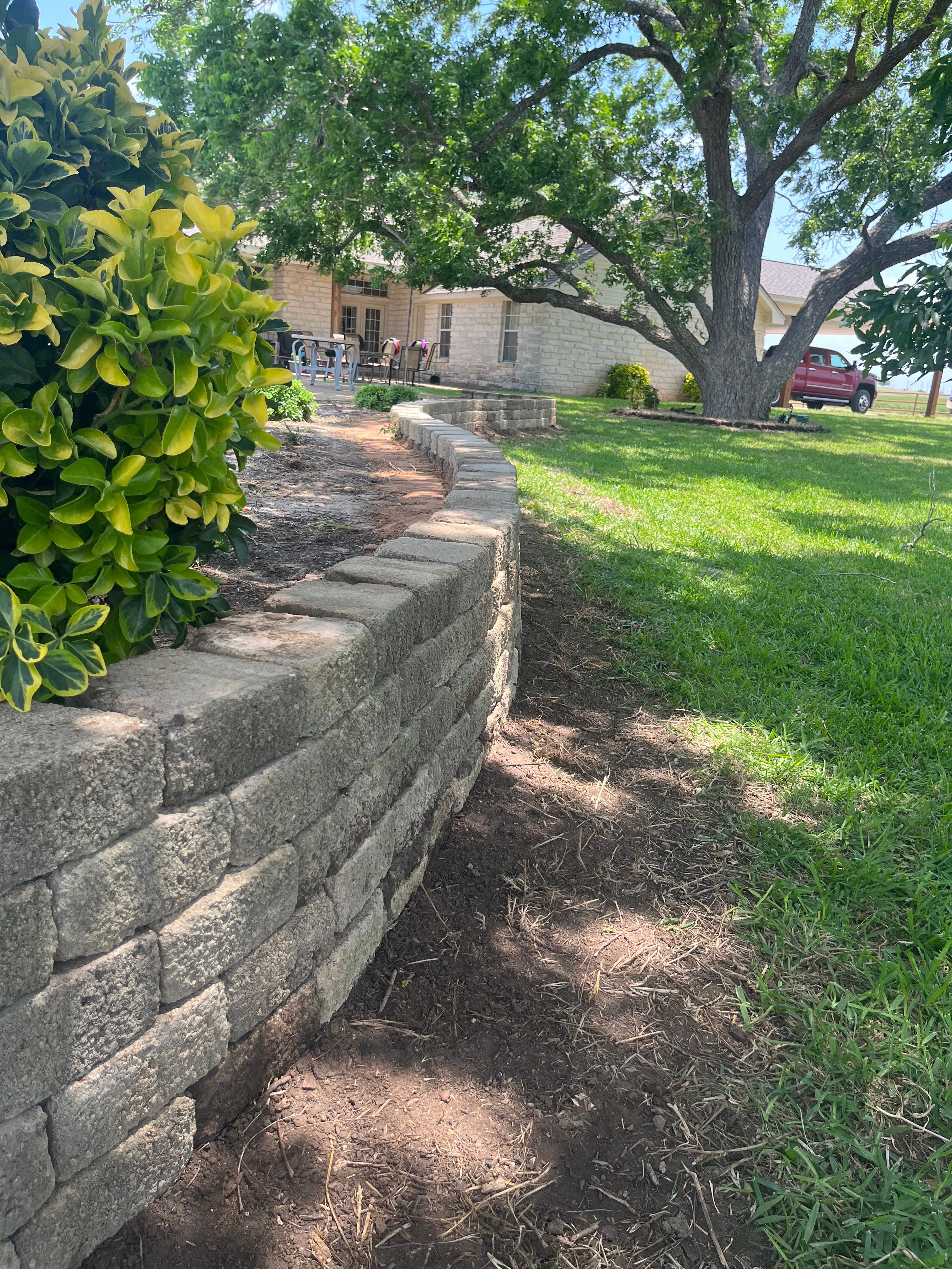  for Piña’s Lawncare in Waco, TX