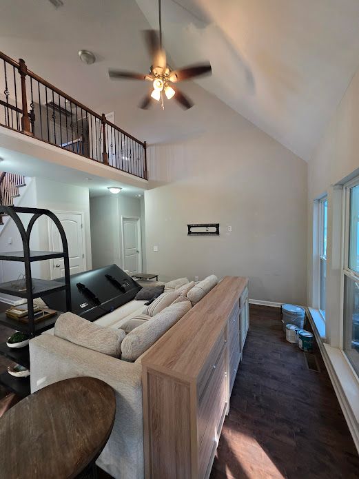  for Comptons Painting LLC in Smyrna, TN