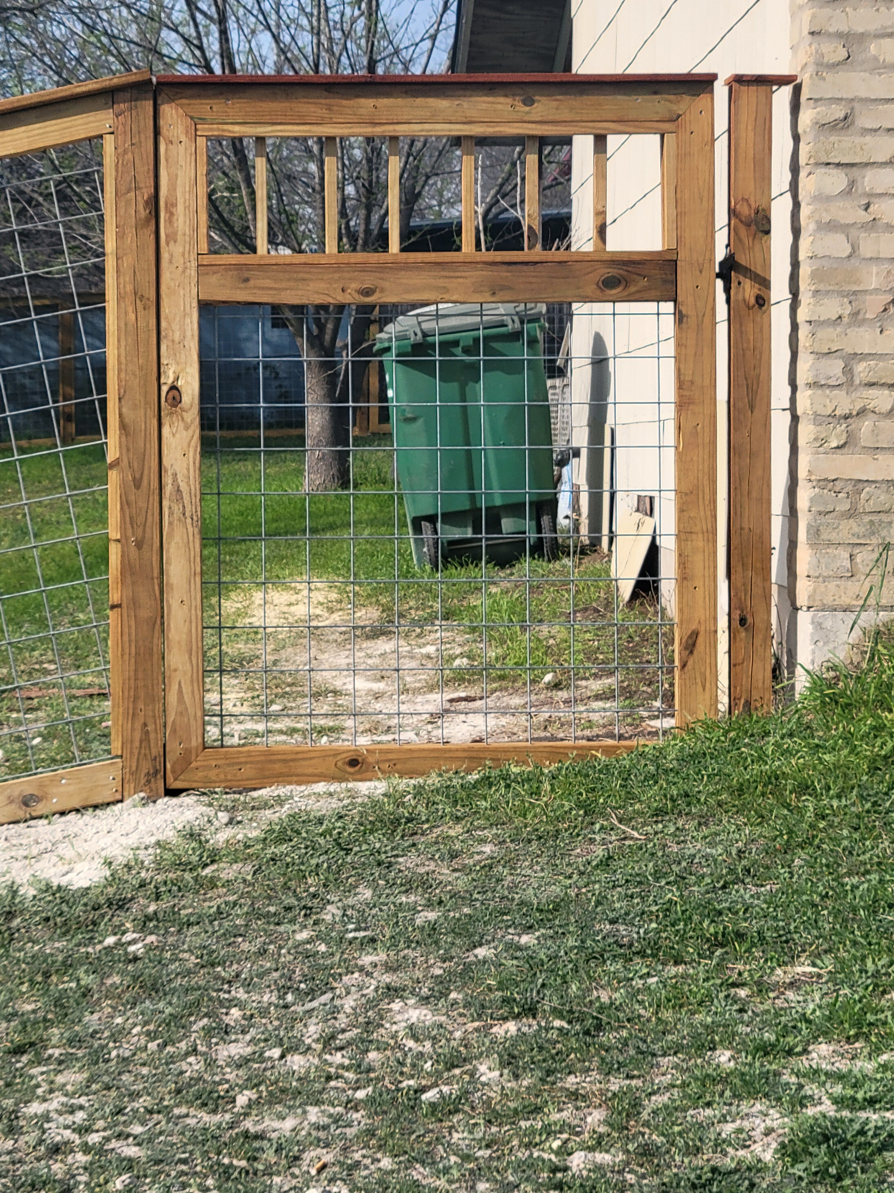  for GAMEZ FENCE in San Antonio, TX