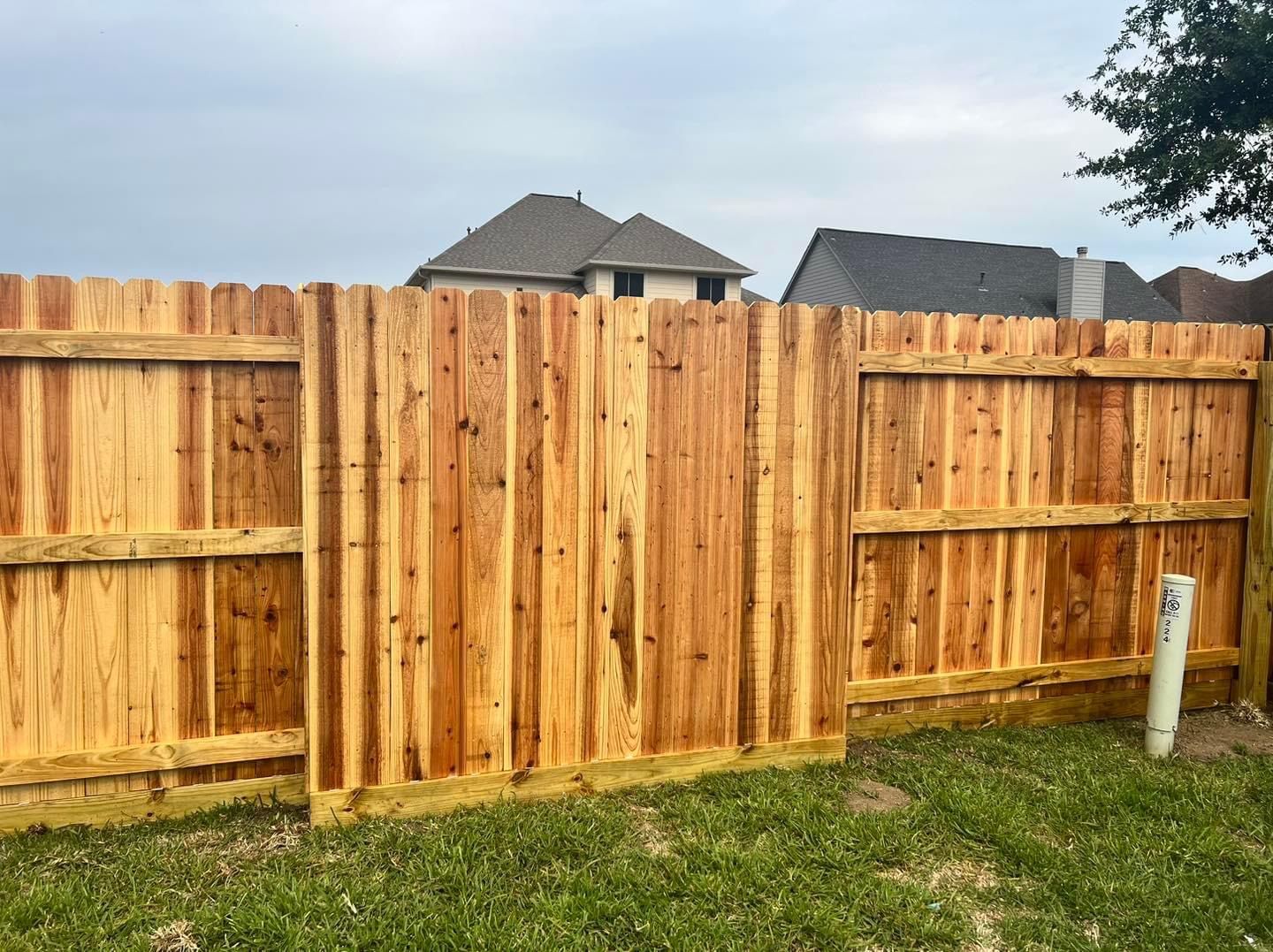 Privacy 3 Rail Cedar Fencing for Pride Of Texas Fence Company in Brookshire, TX