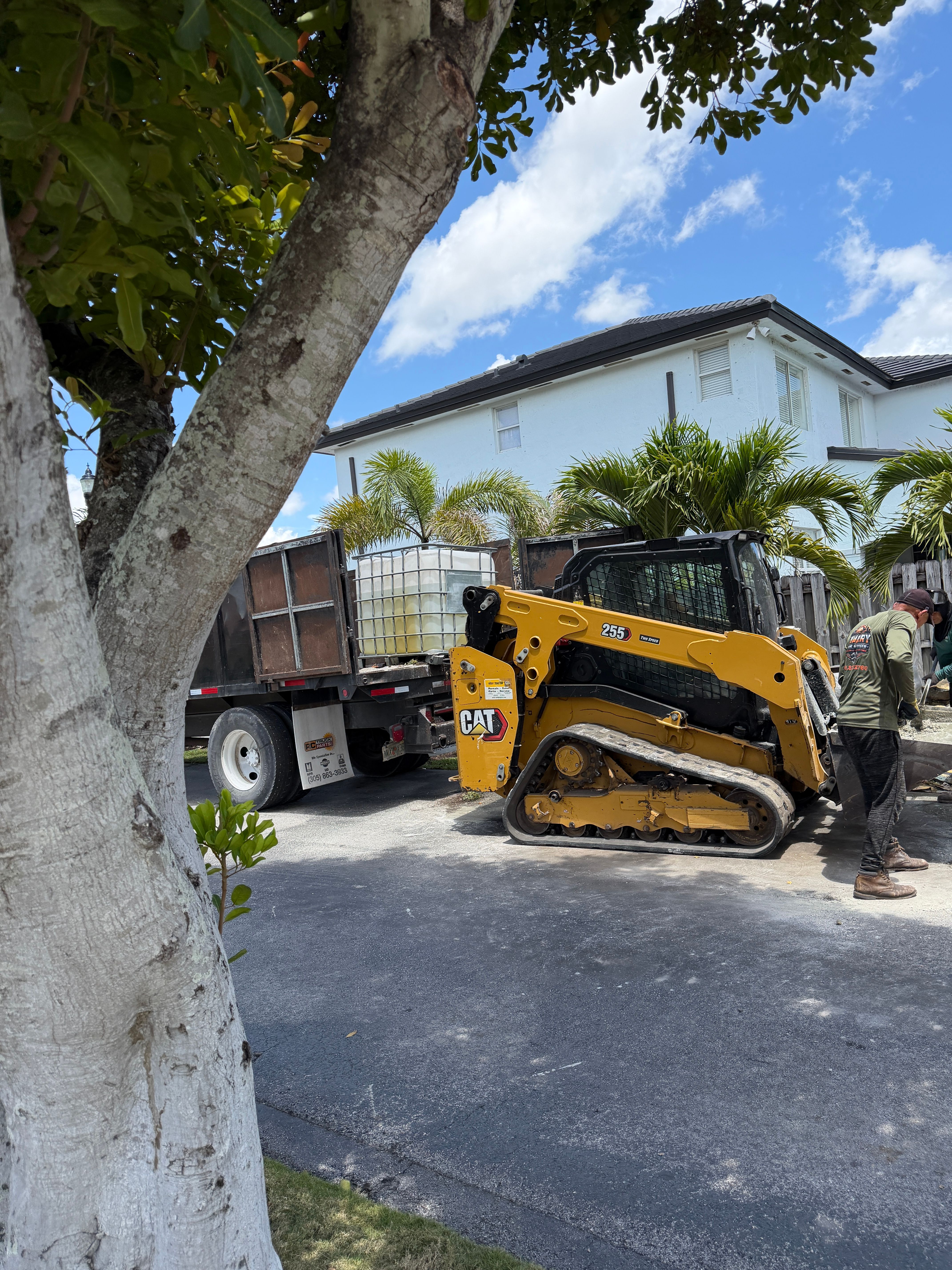  for Nurry Tree Services in Miami, FL