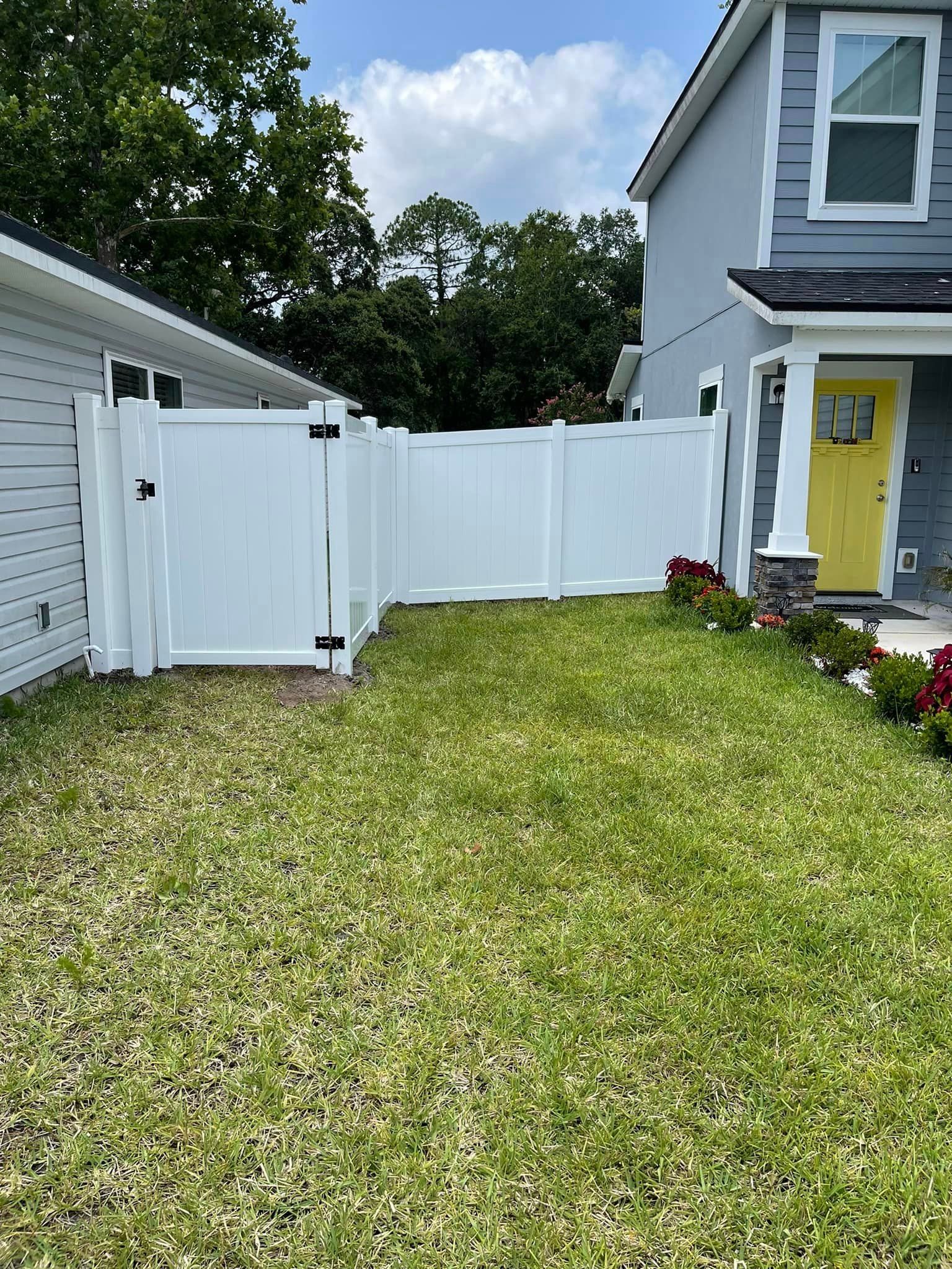  for Red's Premier Fencing LLC  in Jacksonville, FL