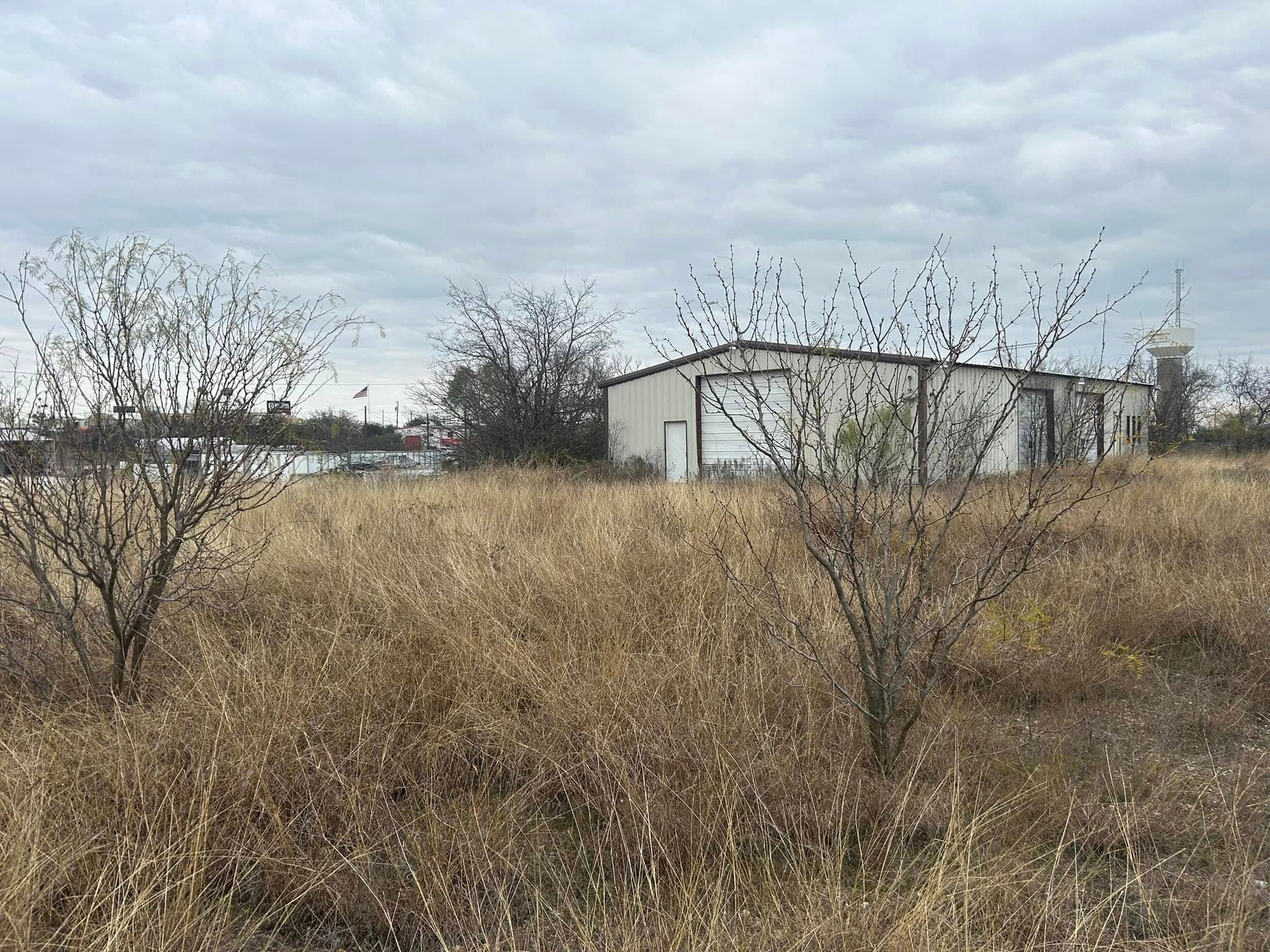  for Y&Y Outdoor Services in Granbury, TX