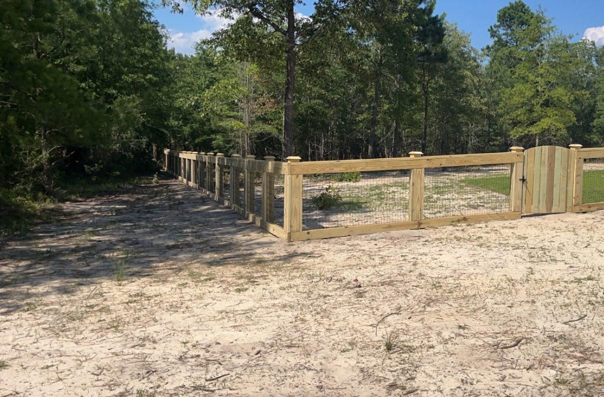  for JB Nealy Fence in Elgin, SC