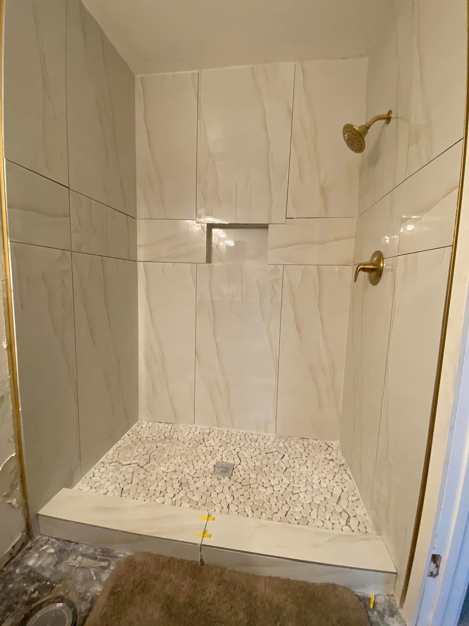  for JR's Tile professional installation in San Bernardino County, CA