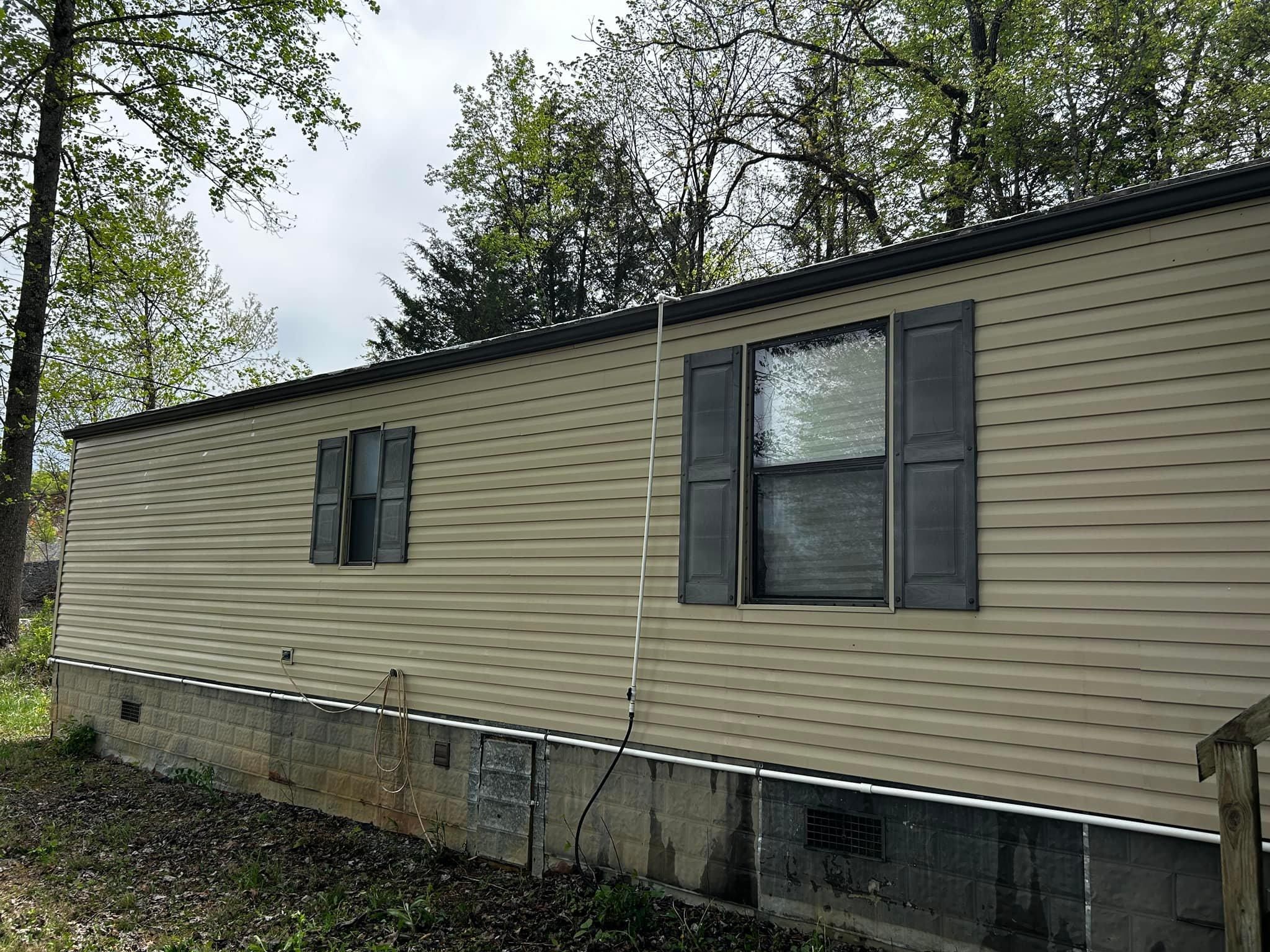  for MEAN KLEAN Pressure Washing in Knoxville, TN