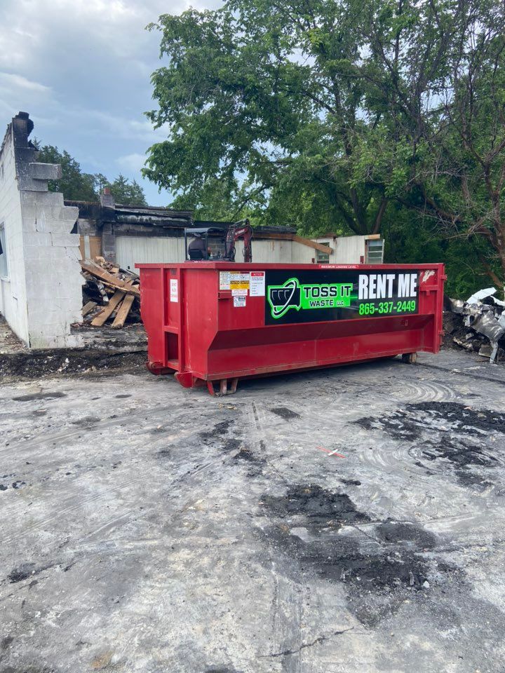  for Toss It Waste LLC in Harriman, TN