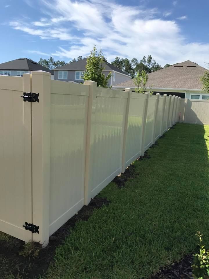  for Red's Premier Fencing LLC  in Jacksonville, FL