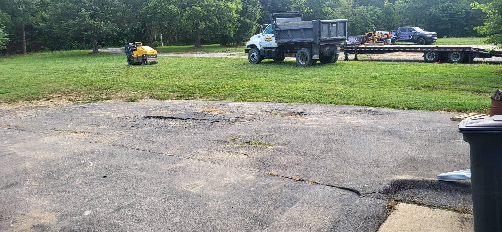  for Absolute Asphalt, Paving & Sealcoating in Lebanon, TN
